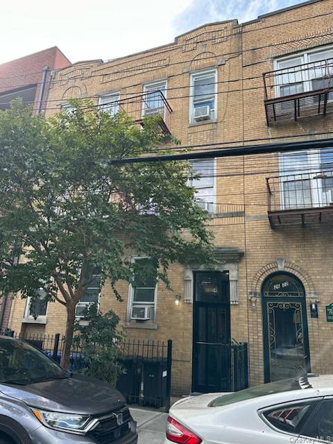 26-24 18th Street Property Photo 1