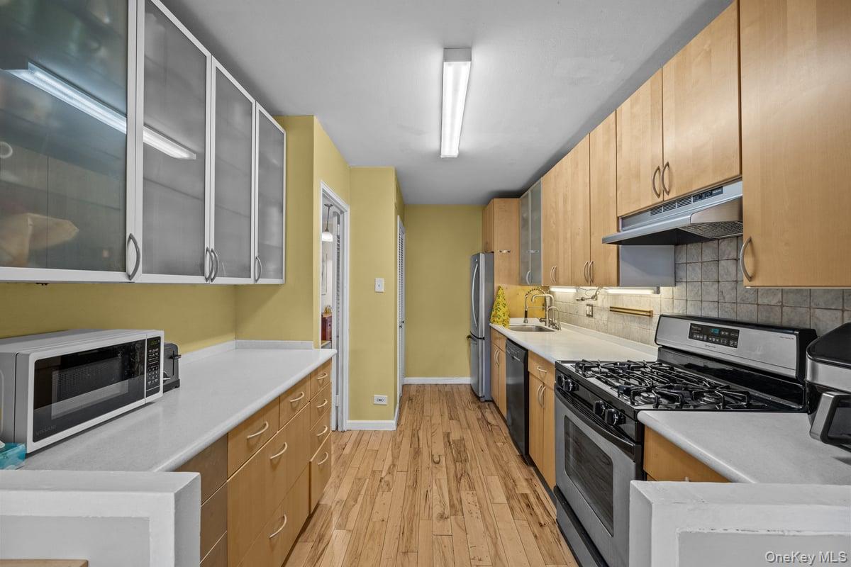 2500 Johnson Avenue 2np Property Photo 13