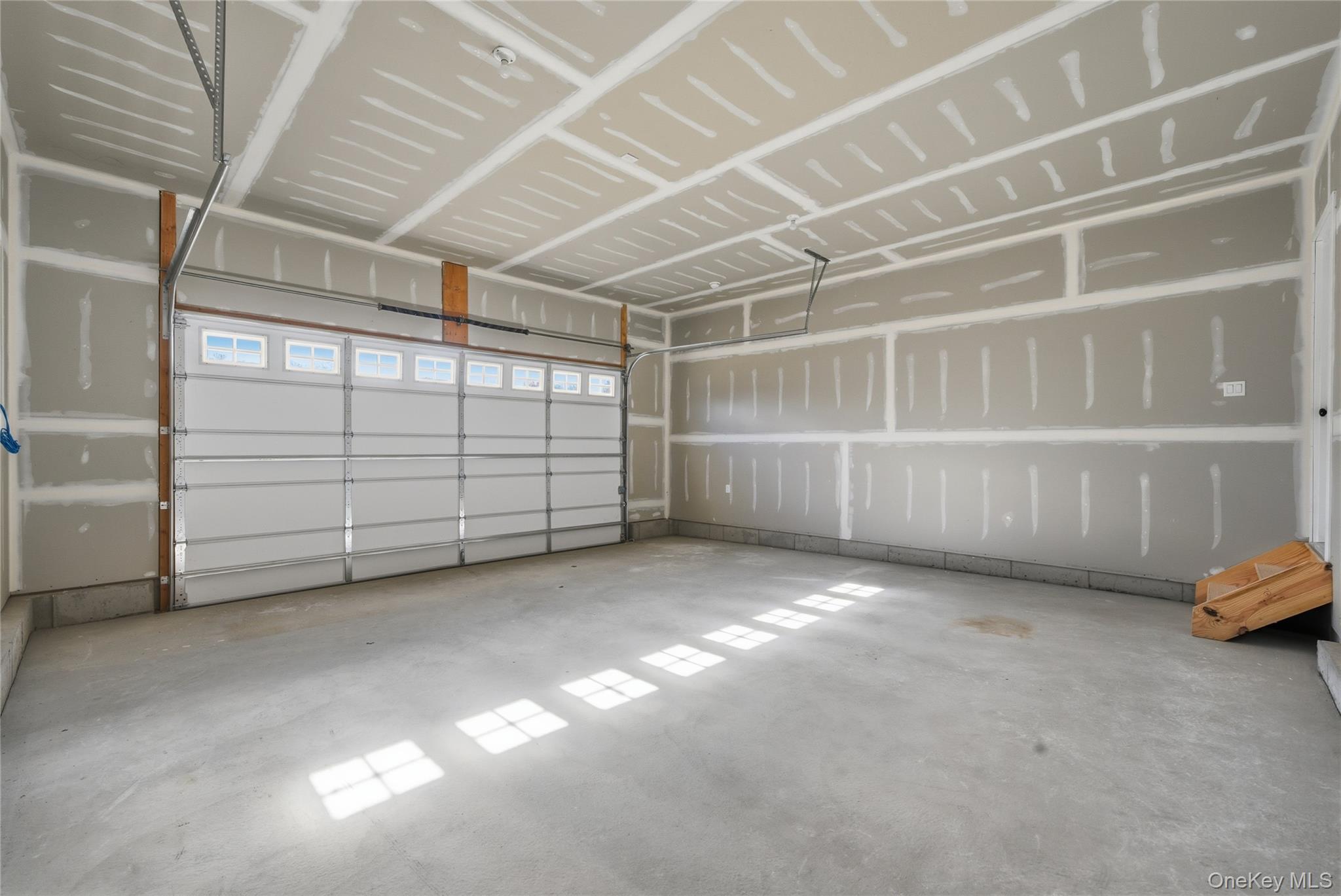 9 Fourth Avenue Property Photo 33