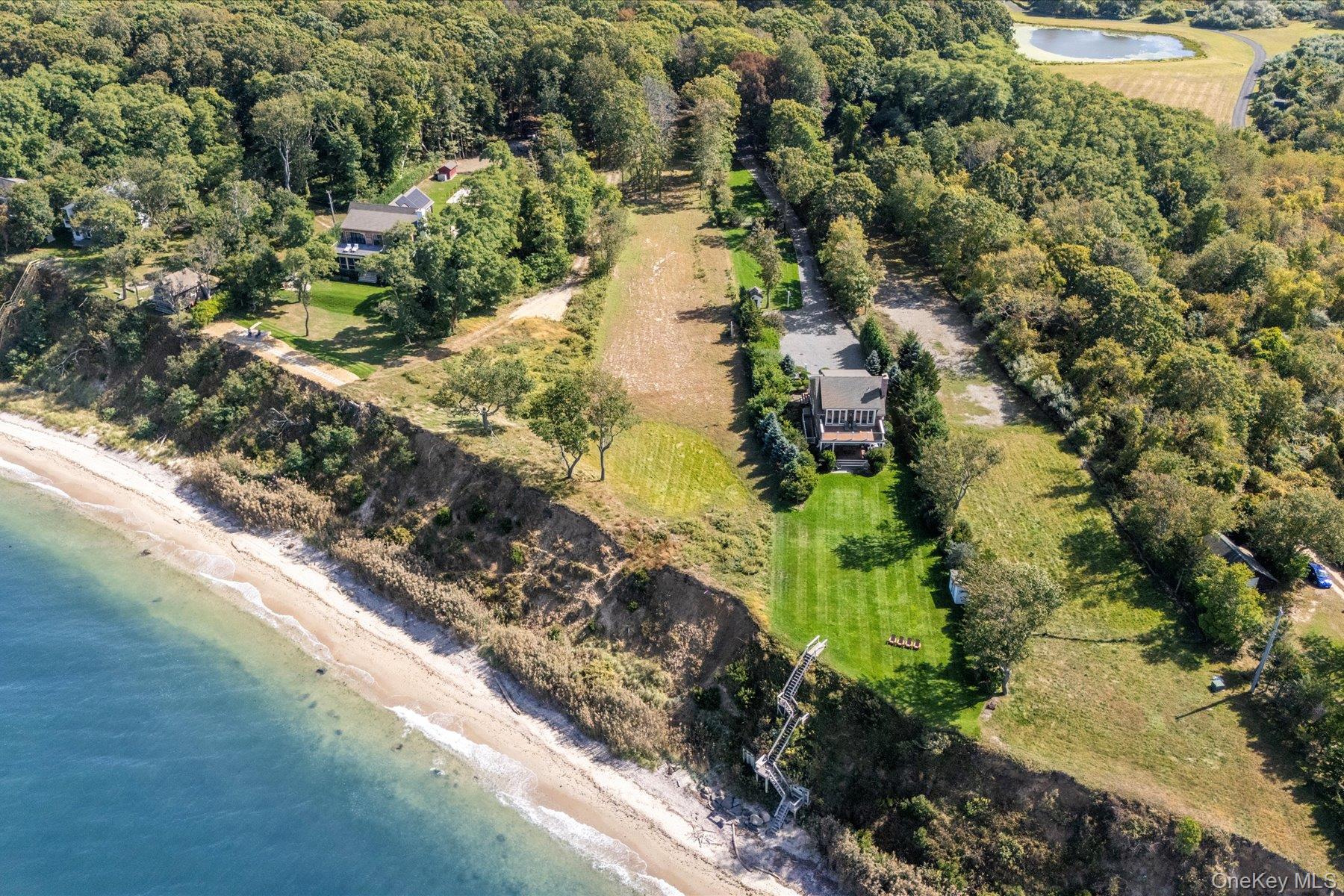 4760 Blue Horizon Bluffs Property Photo 8