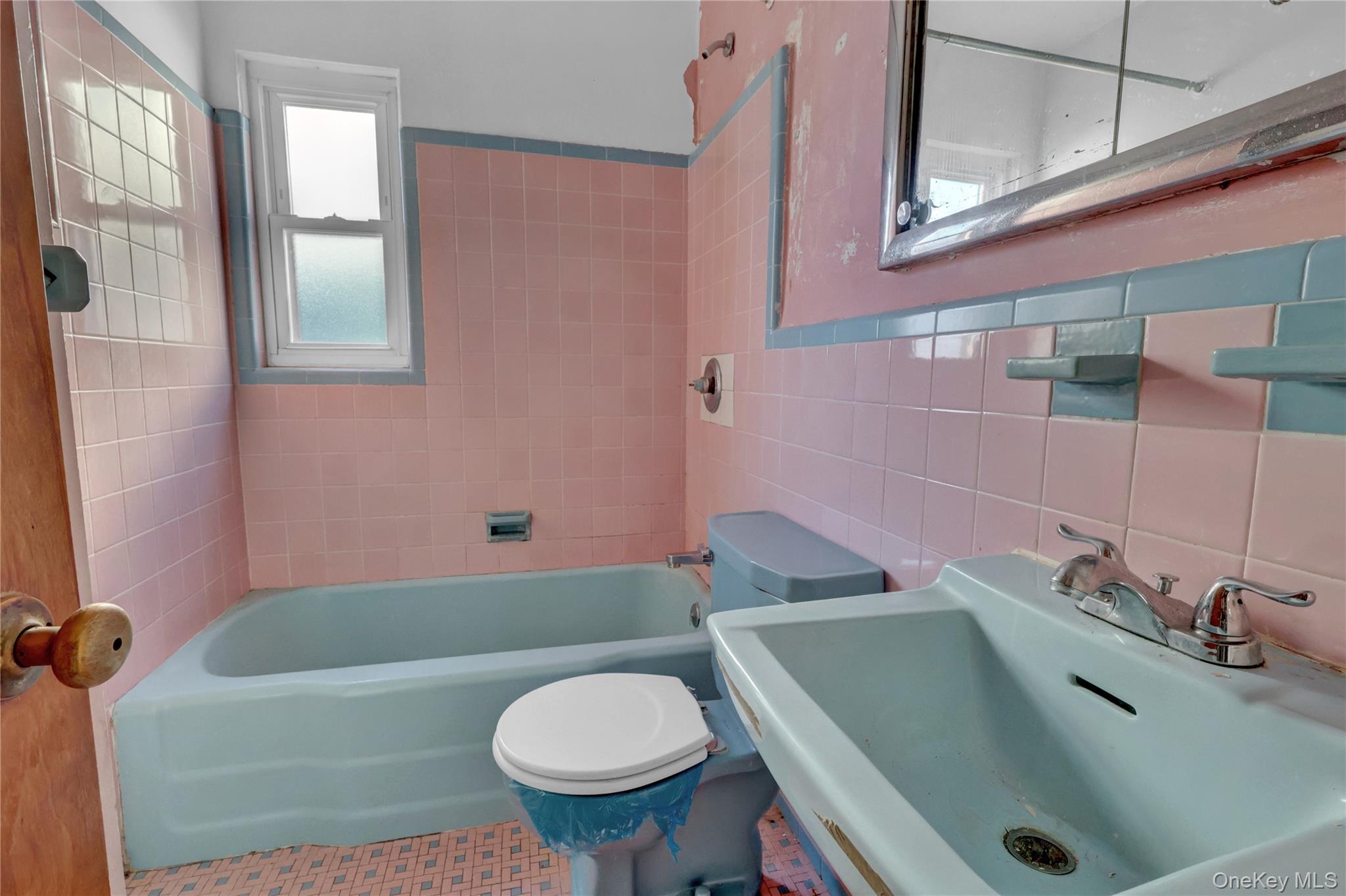140 Arlington Avenue Property Photo 12