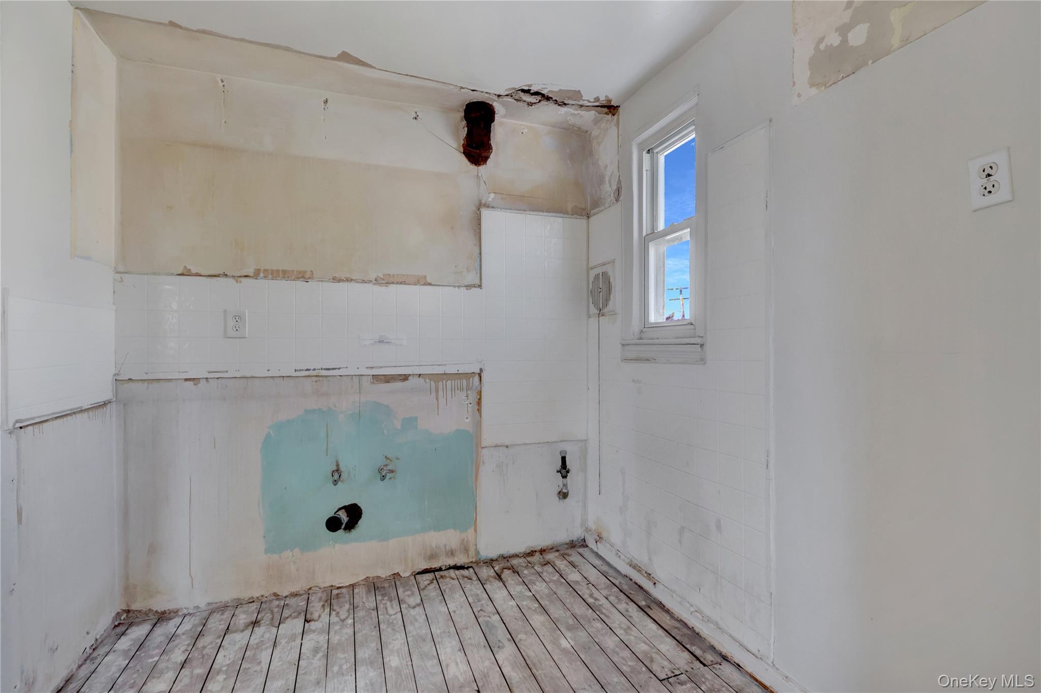 140 Arlington Avenue Property Photo 21