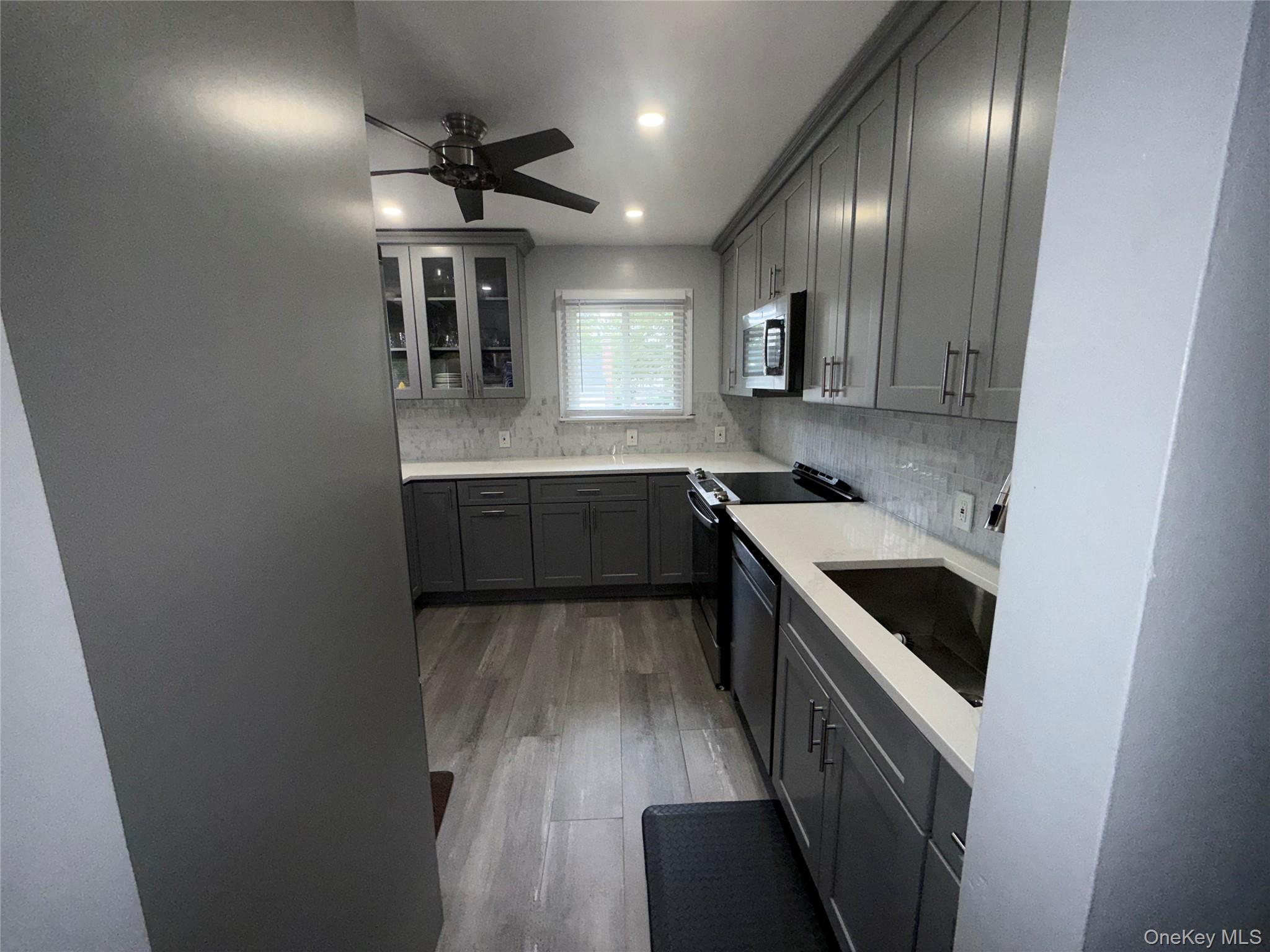 82 Schenectady Avenue Property Photo 3