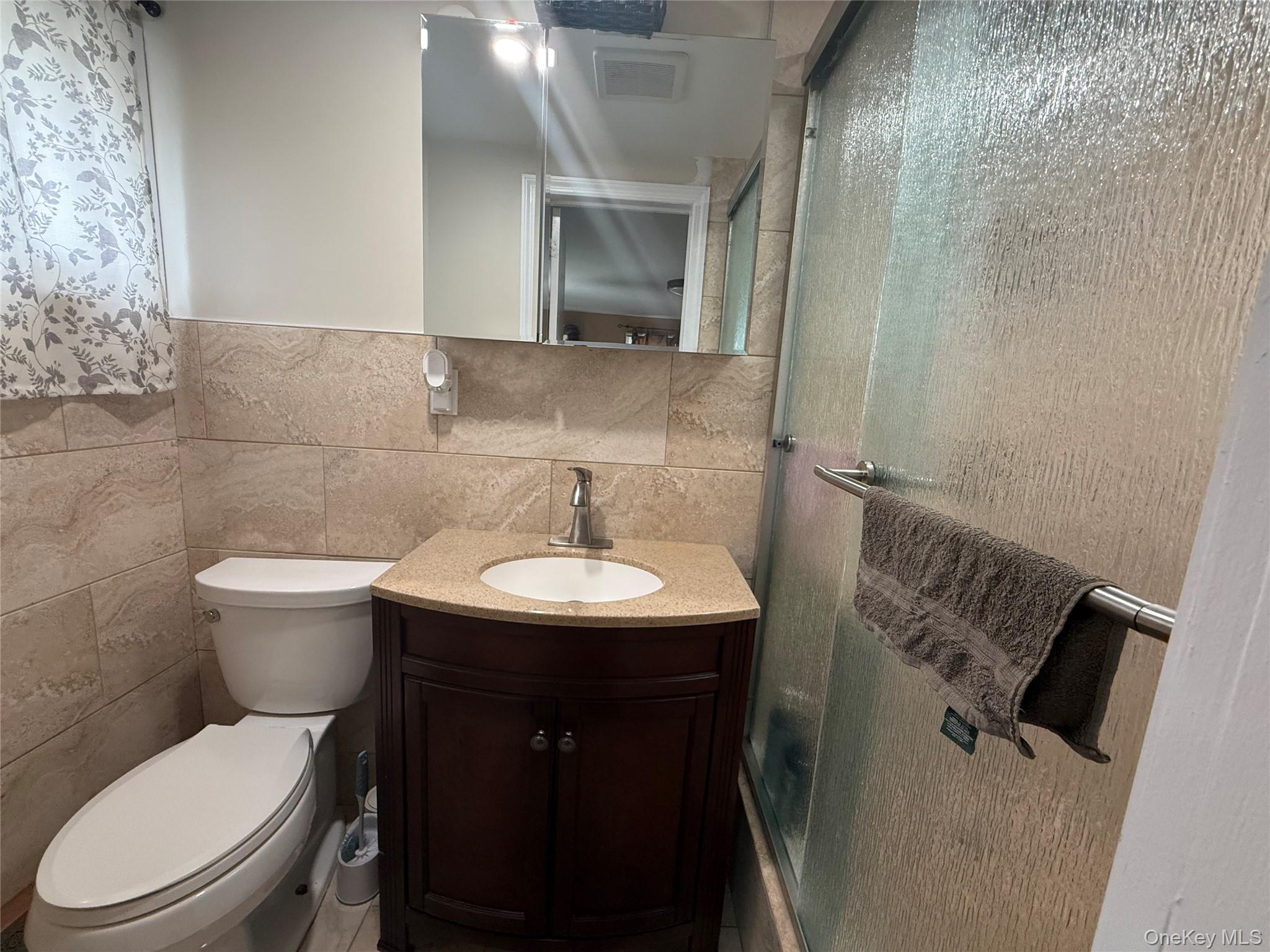 82 Schenectady Avenue Property Photo 9