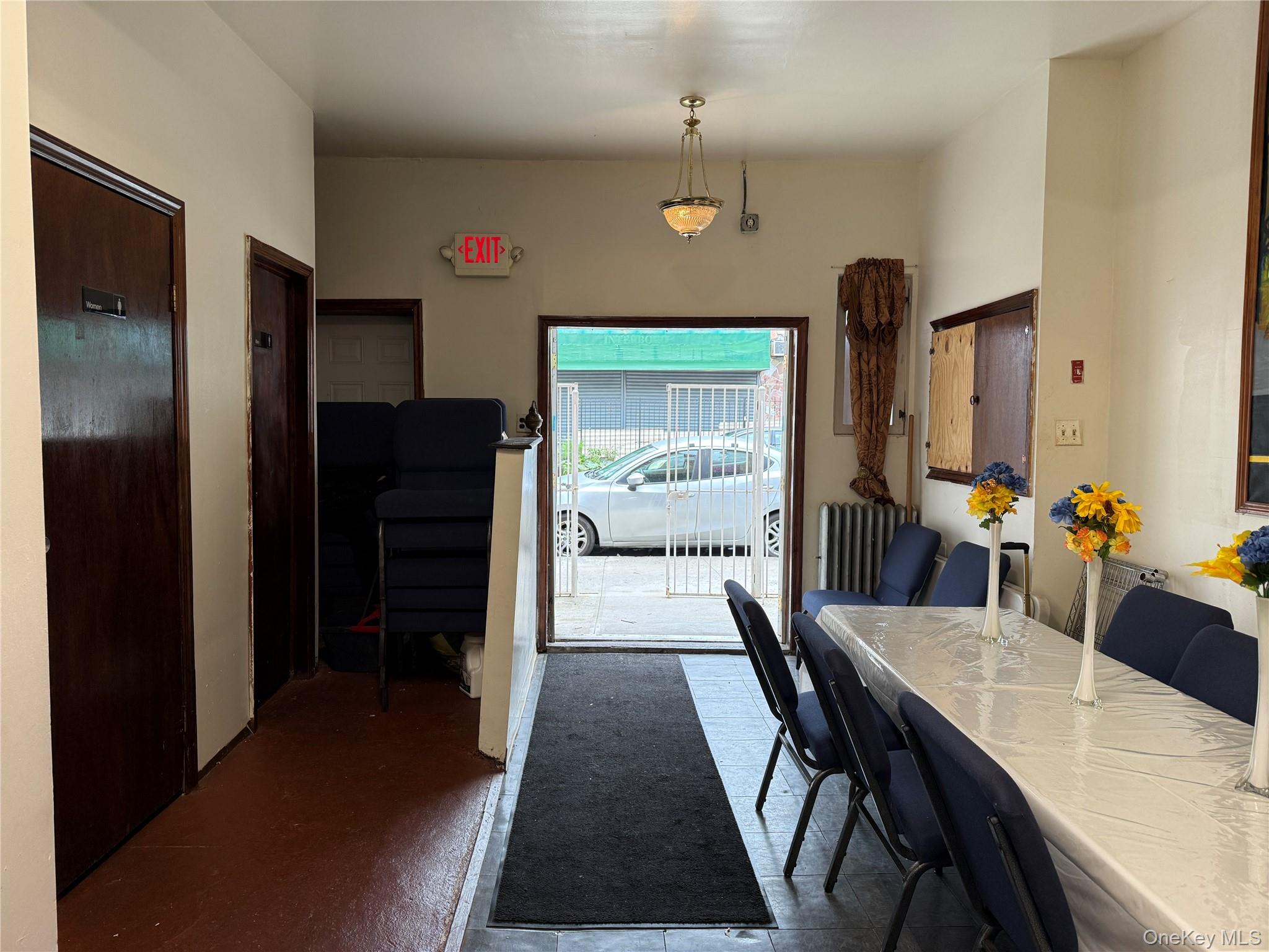 65 Eldert Street Property Photo 5