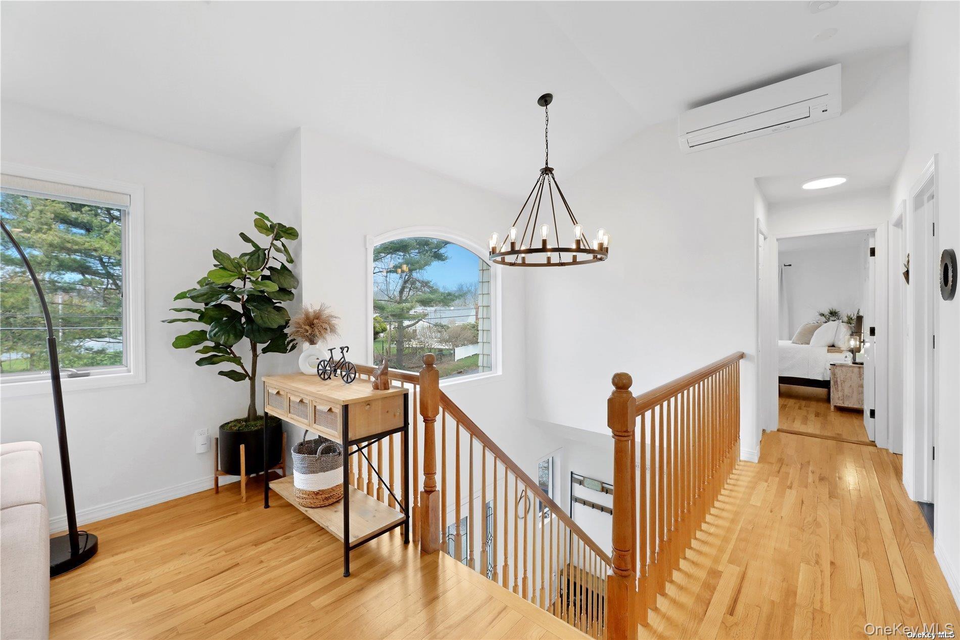 485 Sutton Place Property Photo 18