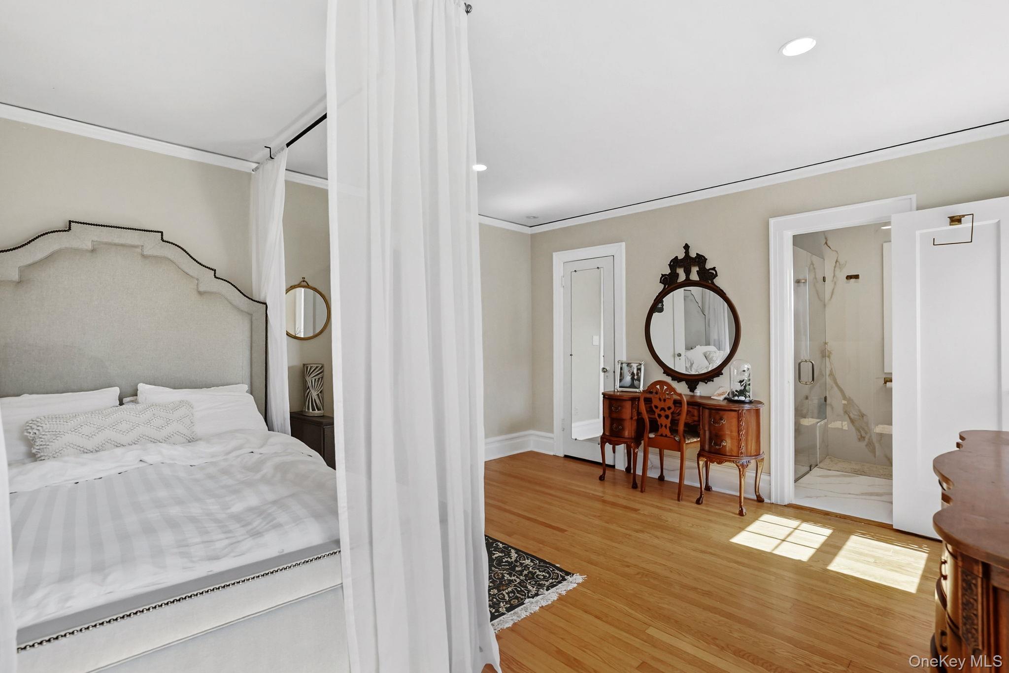 126 N Broadway Property Photo 20