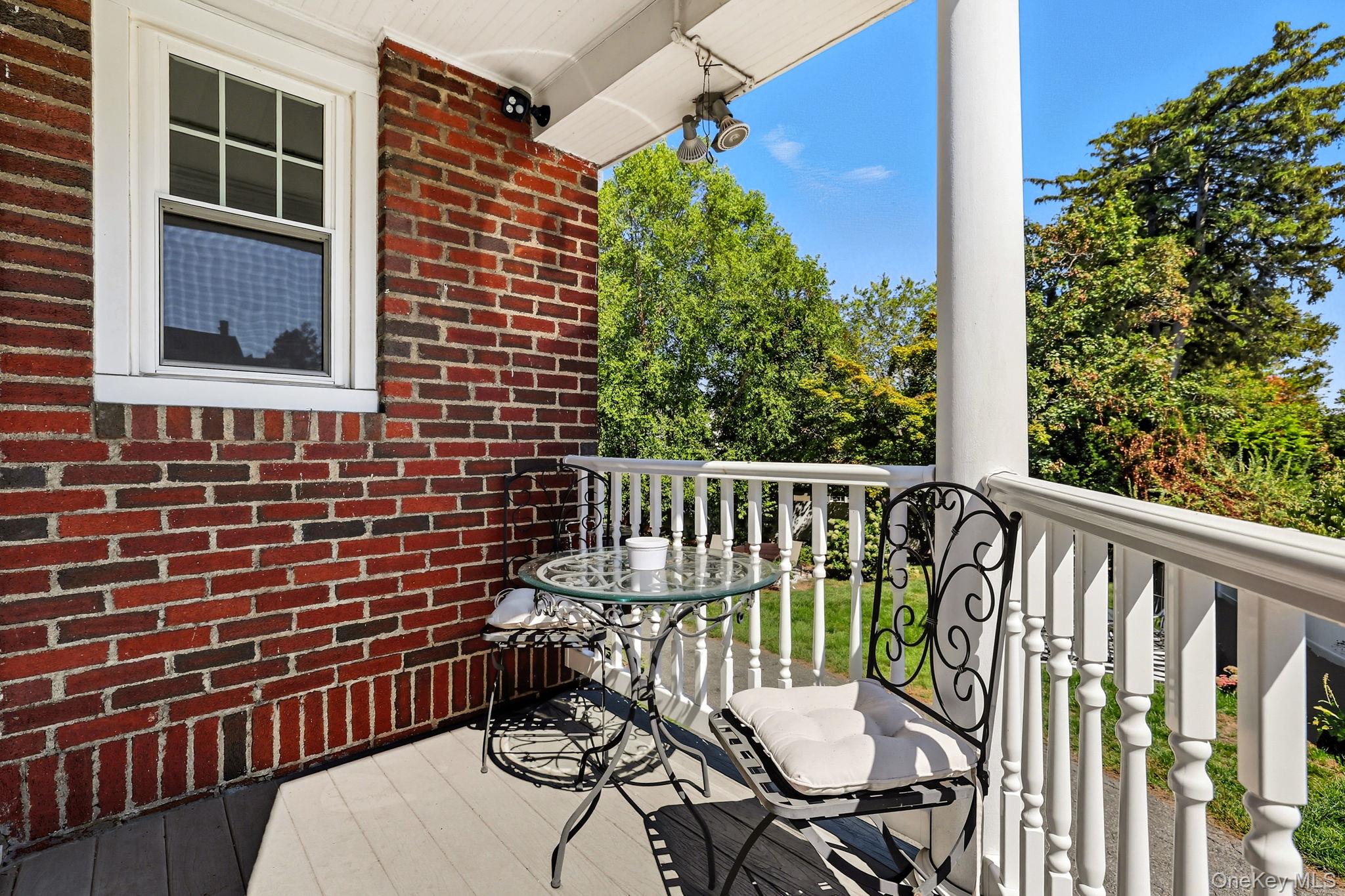 126 N Broadway Property Photo 43