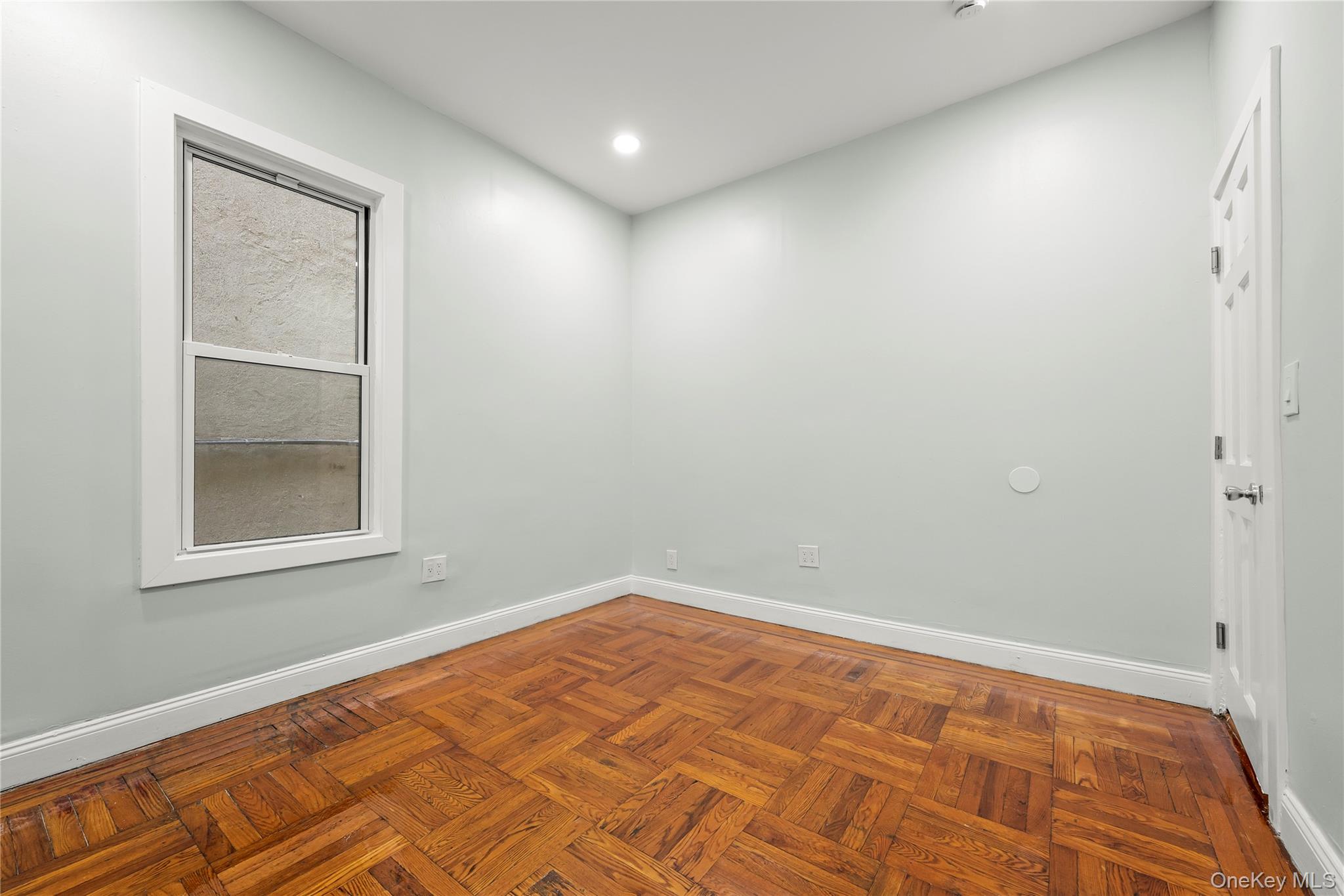 2023 Hughes Avenue Property Photo 11