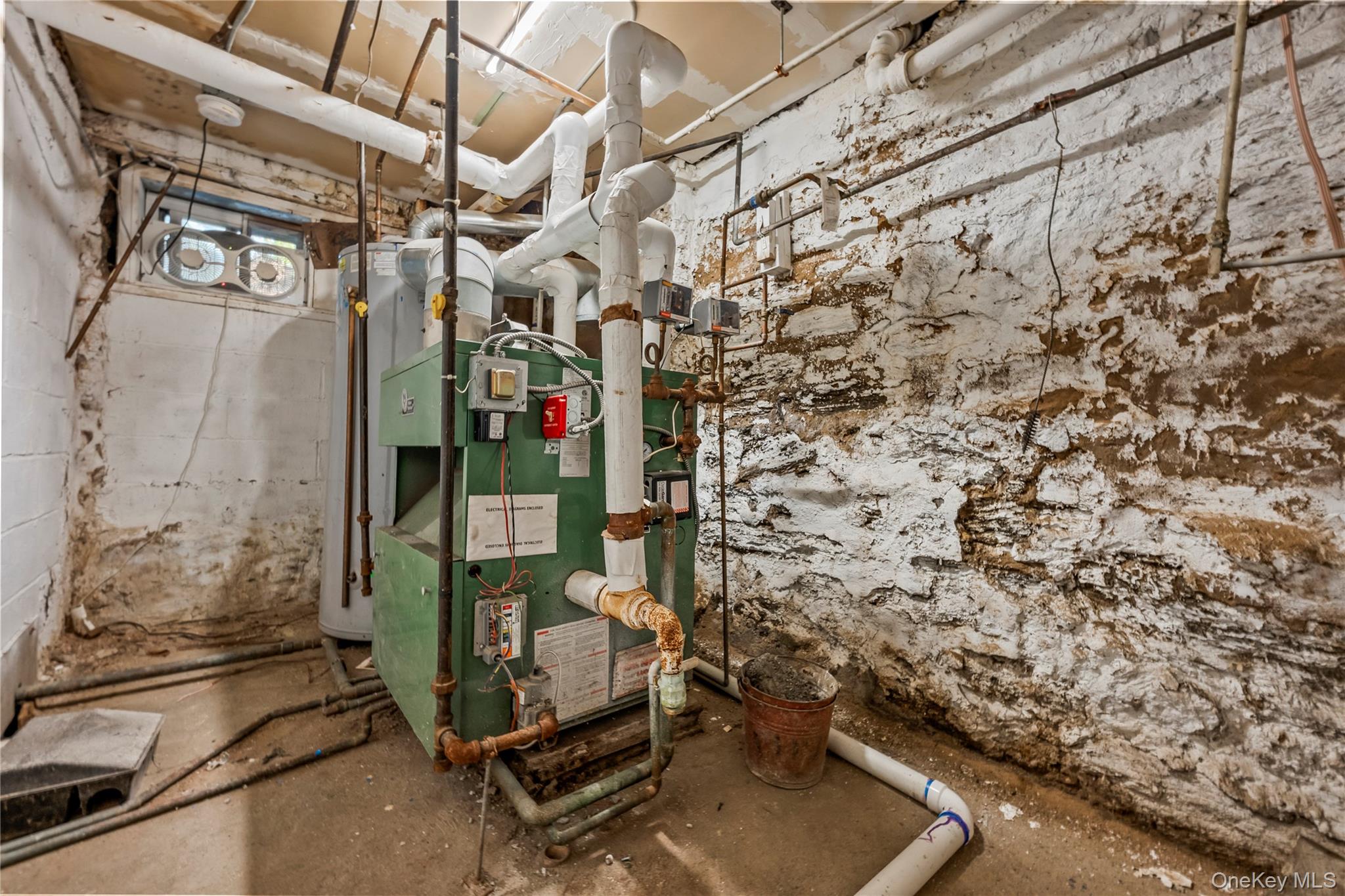 2023 Hughes Avenue Property Photo 21