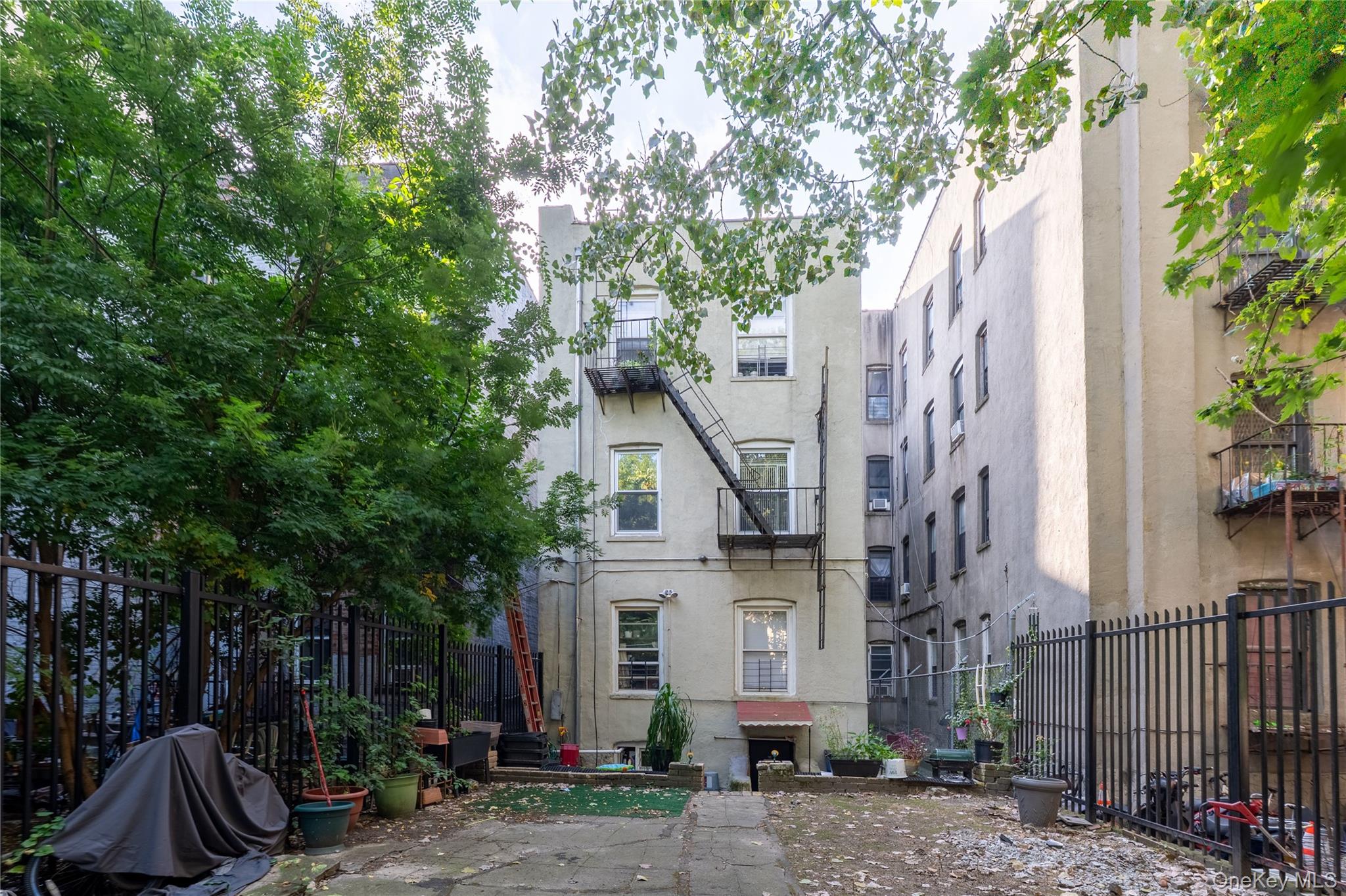 2023 Hughes Avenue Property Photo 26