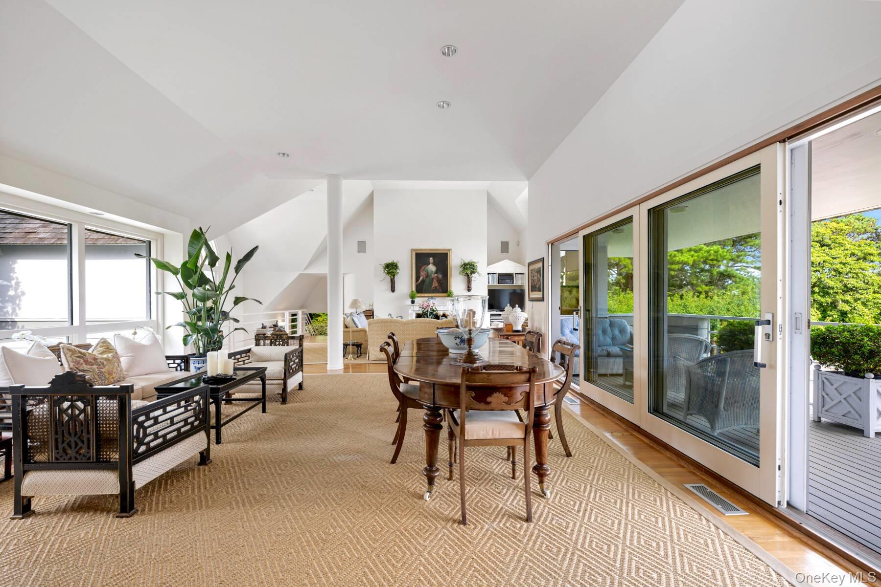 20 Hillside Road Property Photo 13