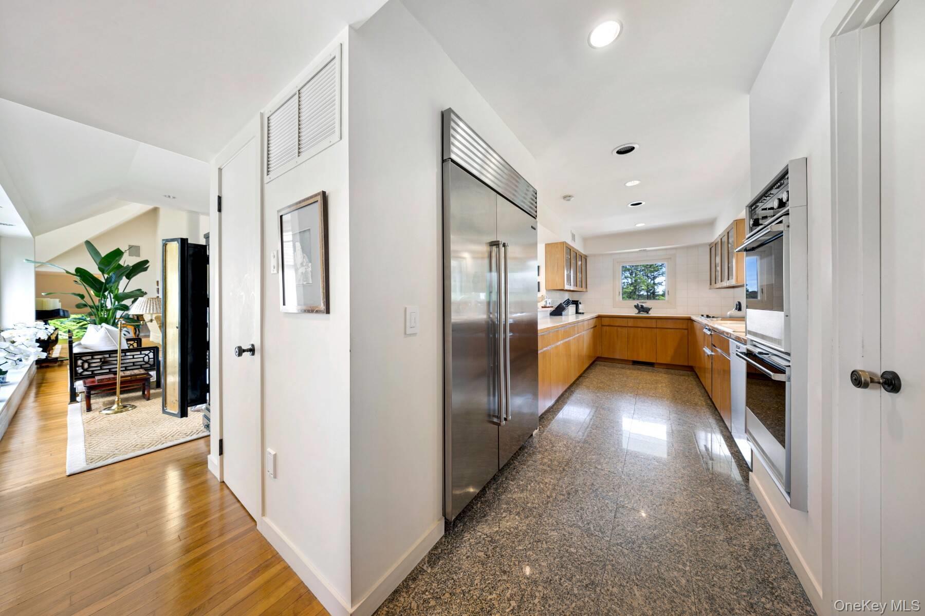 20 Hillside Road Property Photo 17