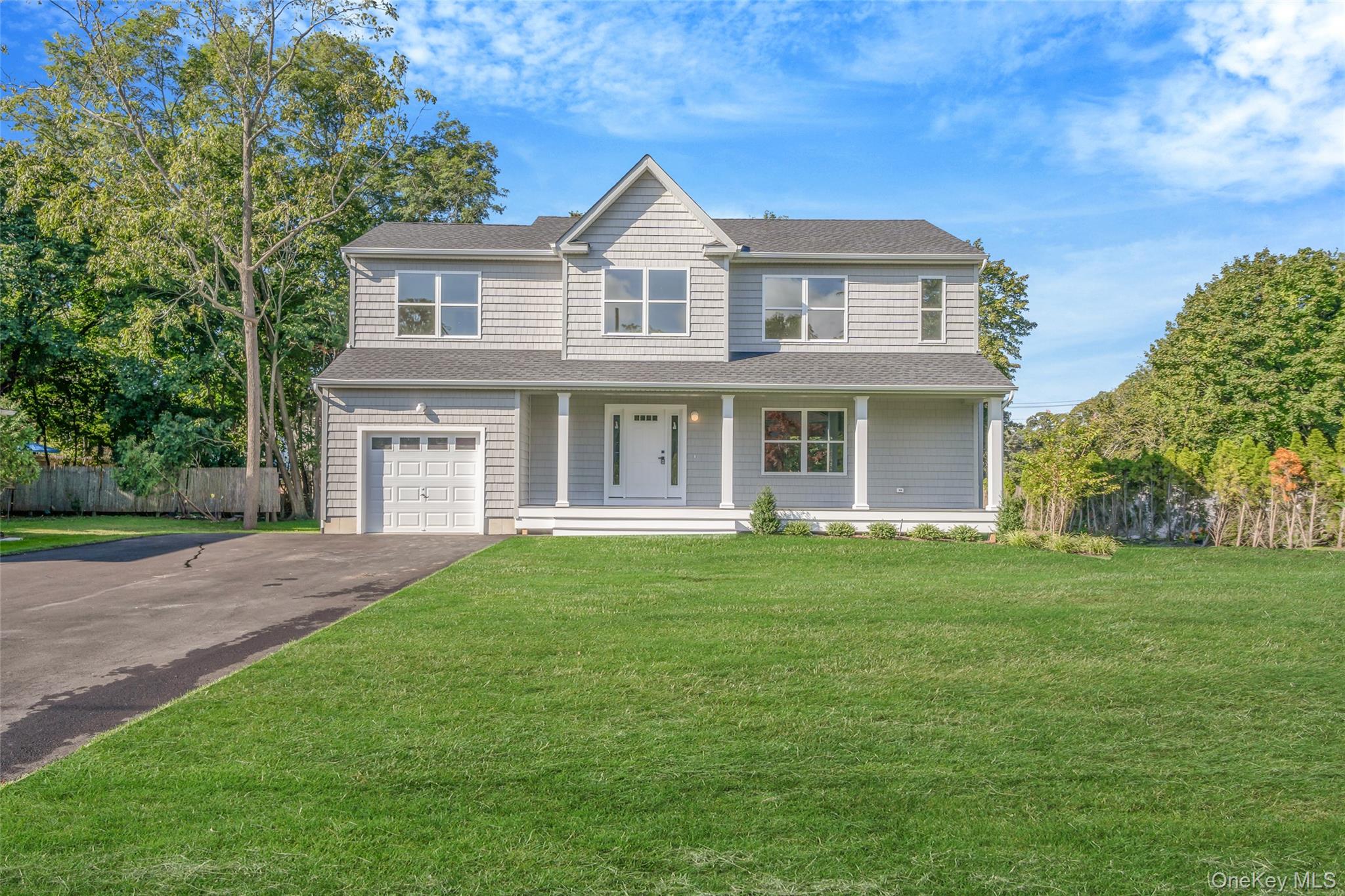 817 Pondview Road Property Photo 1