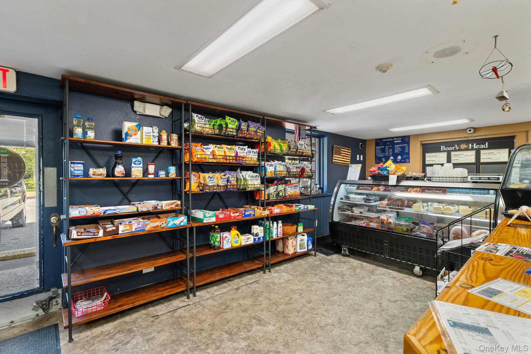 1218 Burlingham Road Property Photo 7