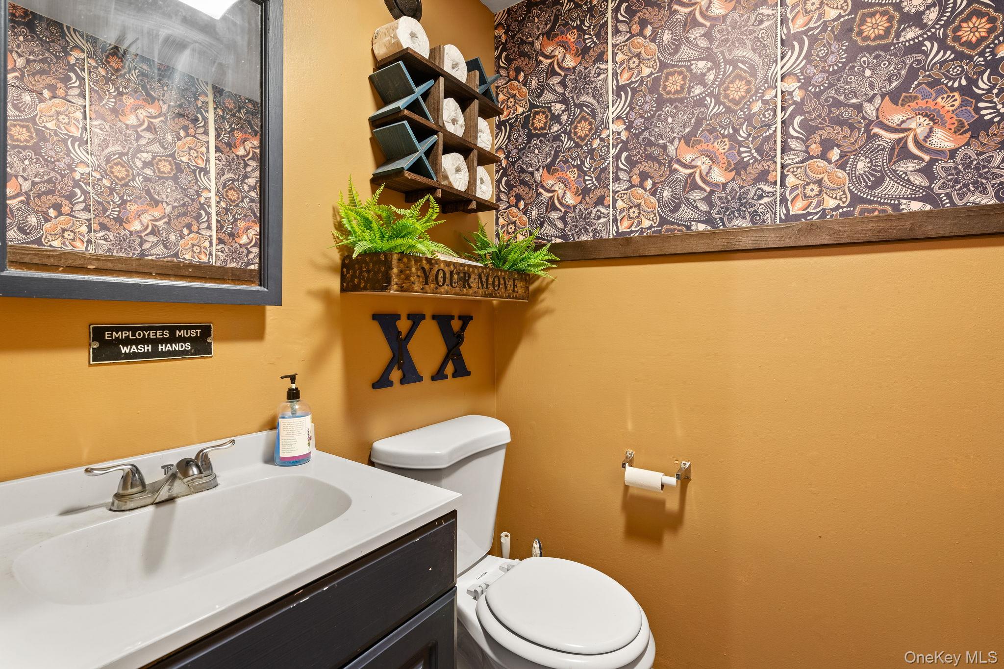 1218 Burlingham Road Property Photo 8