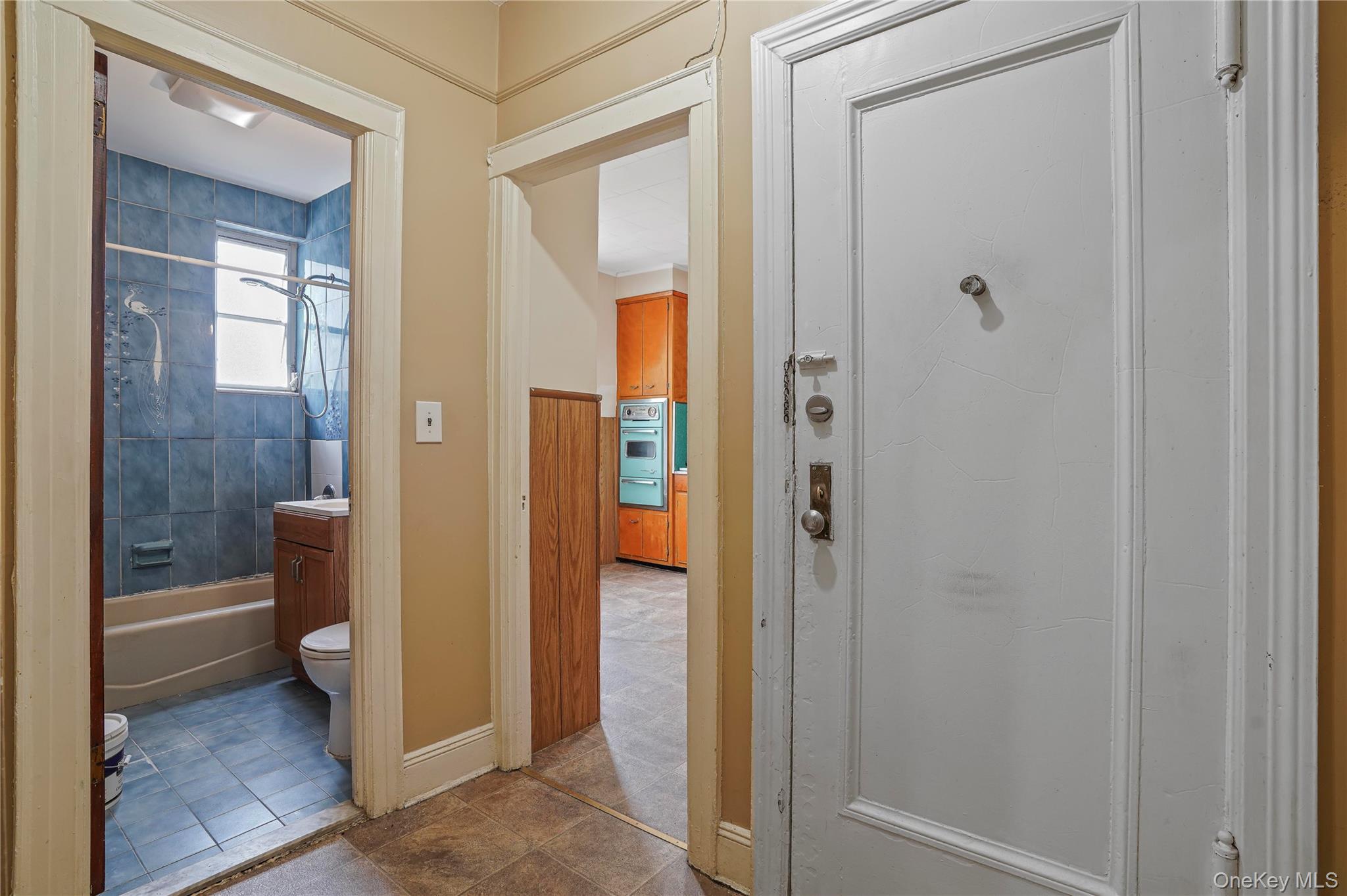72-07 73 Street Property Photo 20
