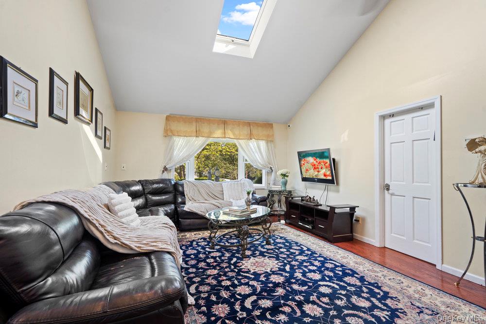 118 Grant Avenue Property Photo 10