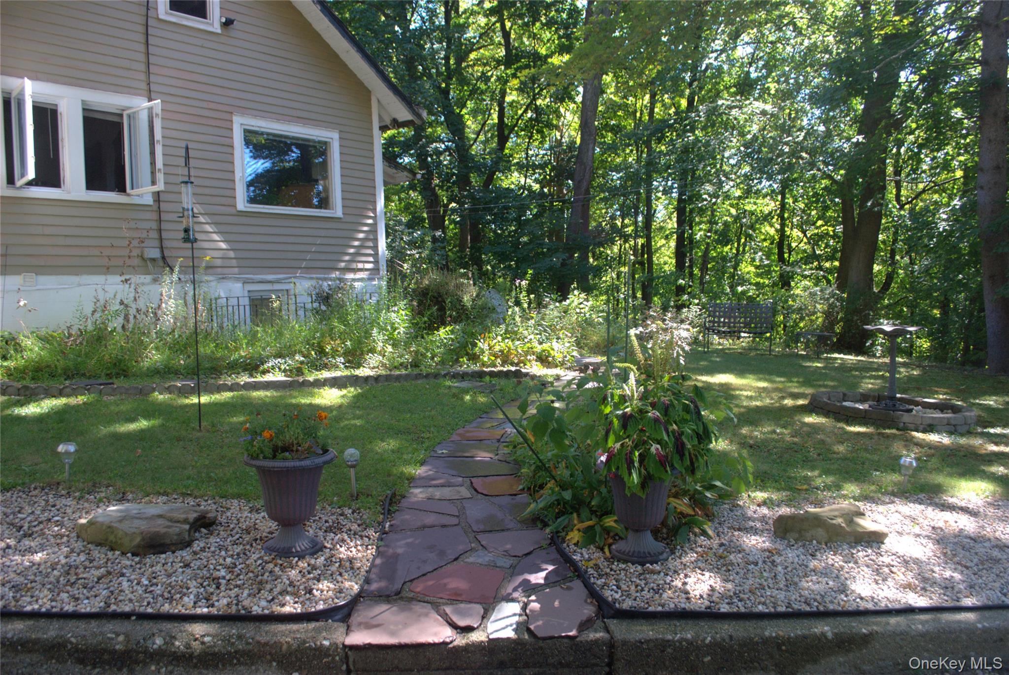 1824 Seabury Place Property Photo 8