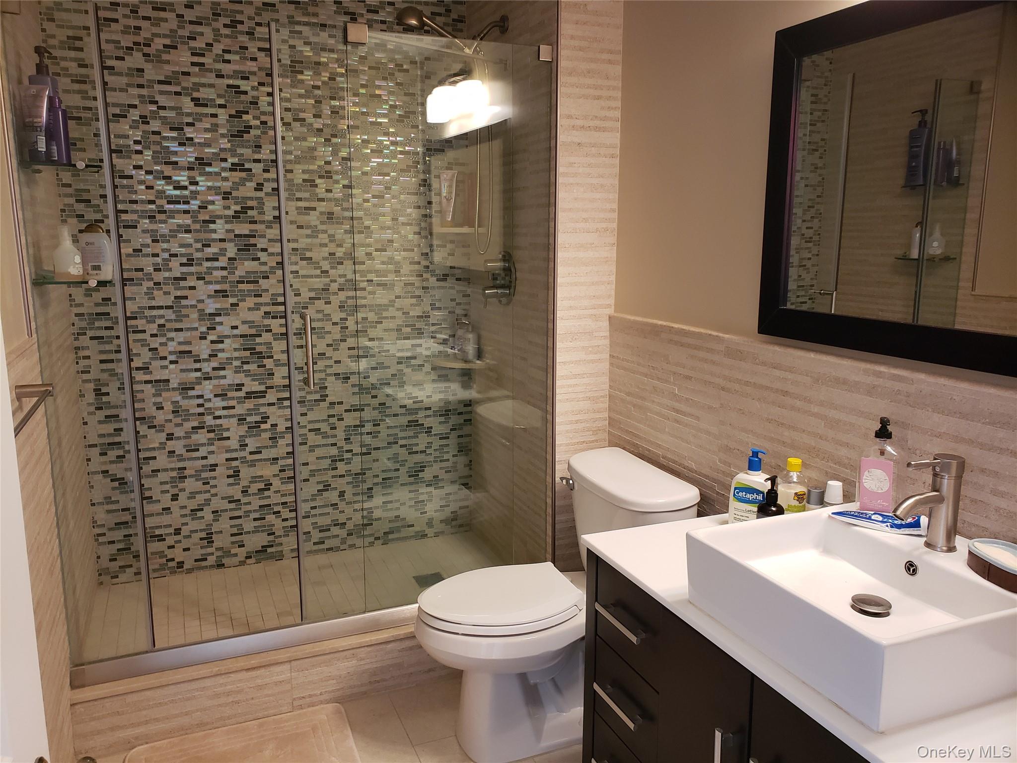 100 W Broadway 7l Property Photo 29