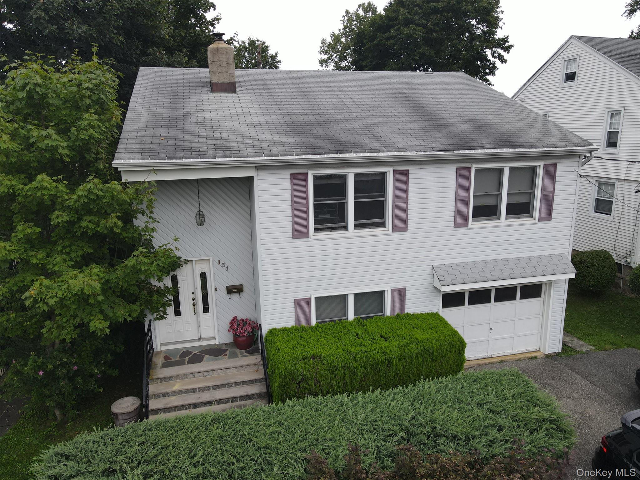131 Frank Avenue Property Photo 1