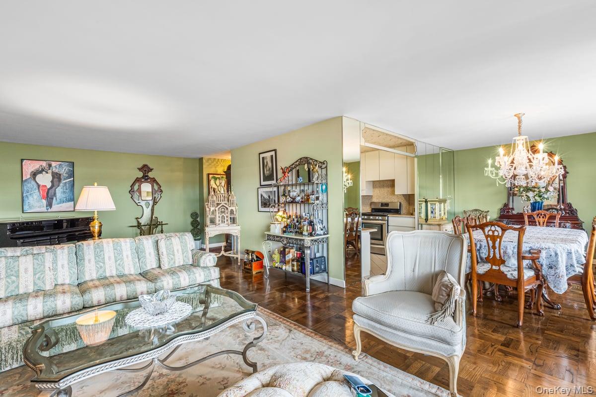 166-25 Powells Cove Boulevard 9e Property Photo 17