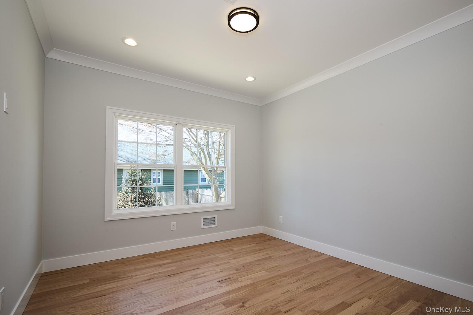 1480 Adam Place Property Photo 36