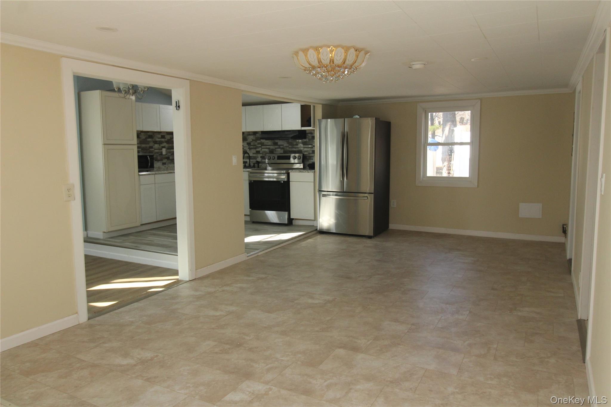11 Terwilliger Lane Property Photo 11