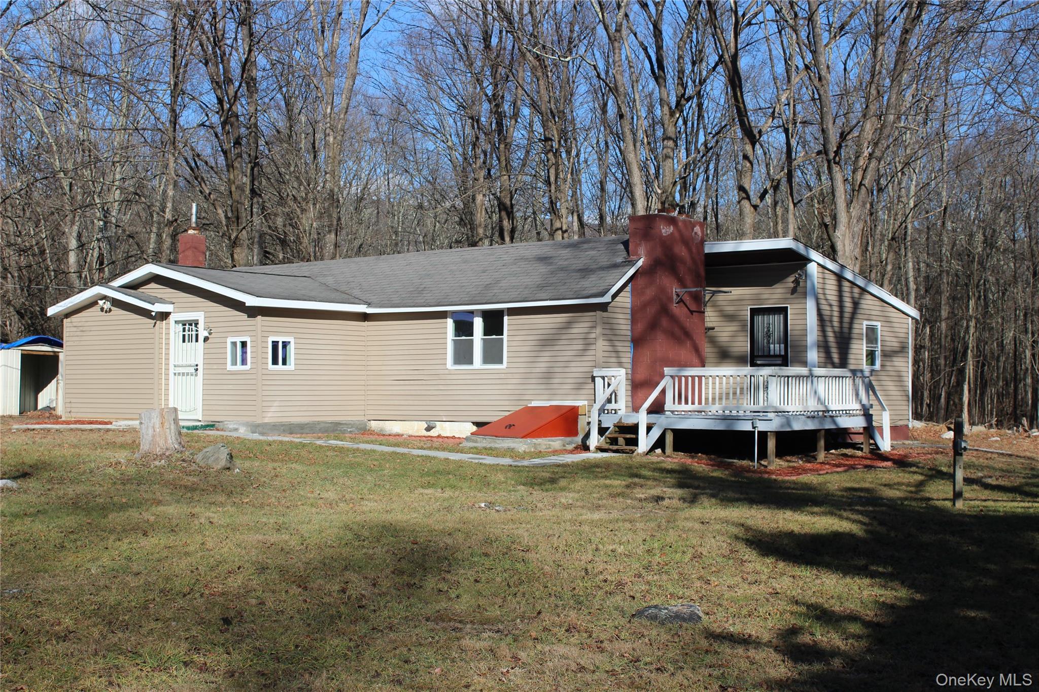 11 Terwilliger Lane Property Photo 16