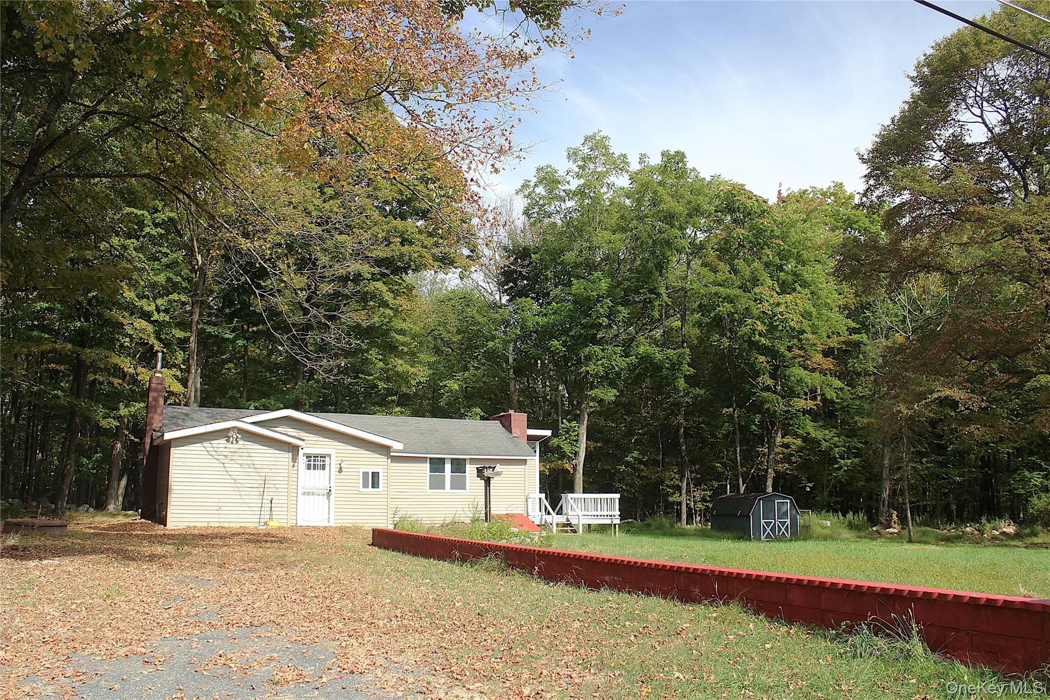 11 Terwilliger Lane Property Photo 18