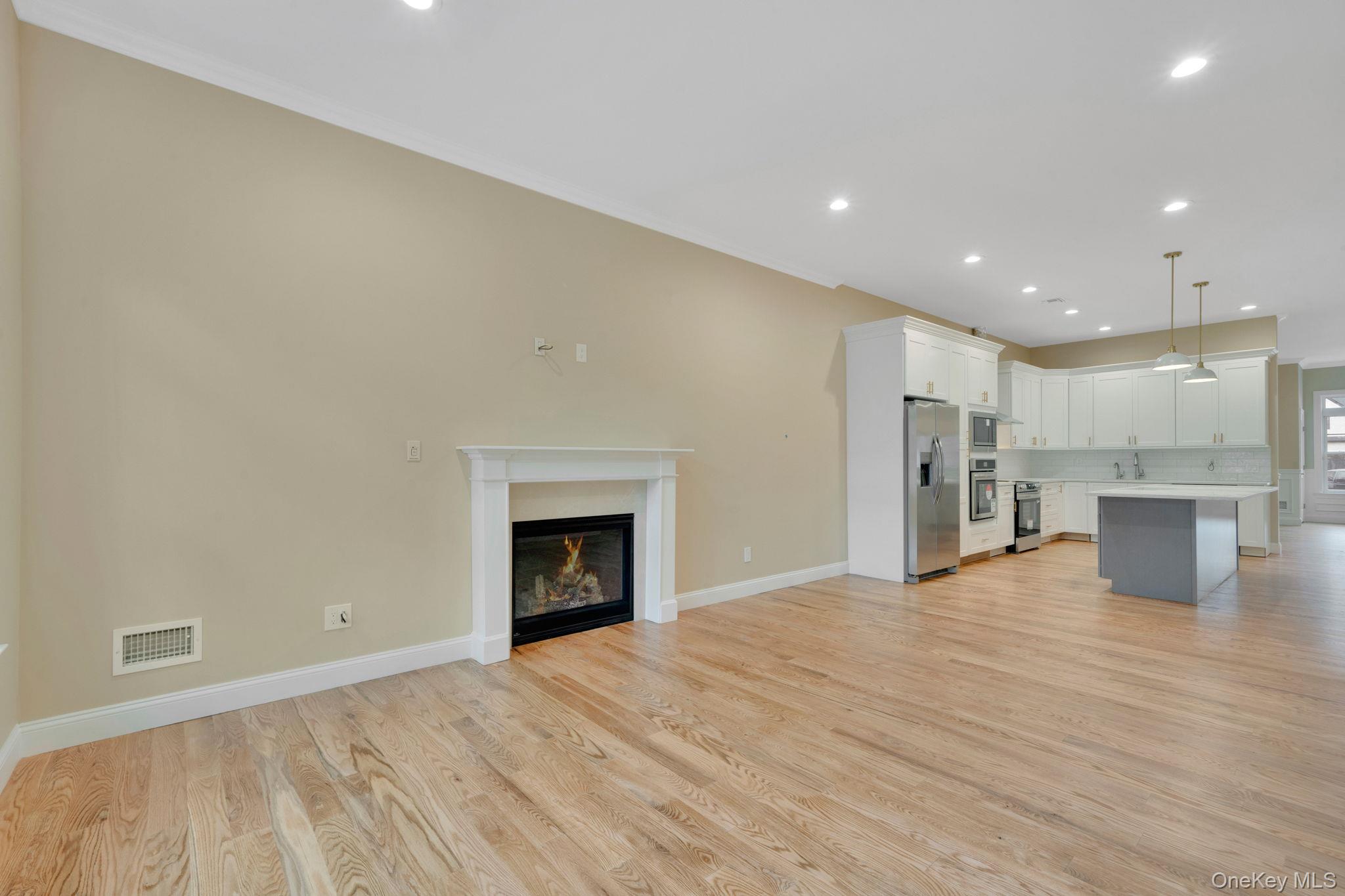 64 Blydenburgh Road Property Photo 6