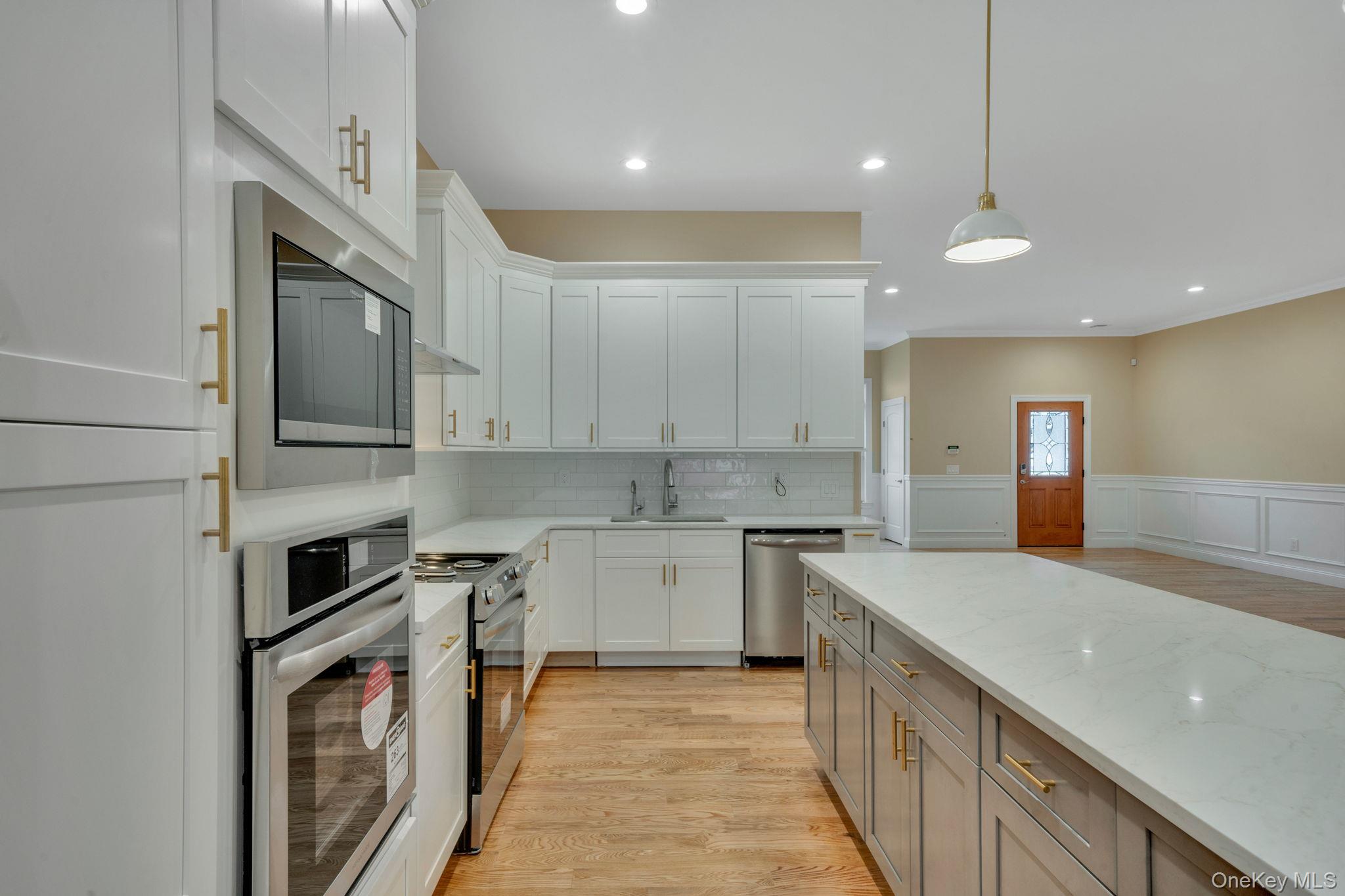 64 Blydenburgh Road Property Photo 13