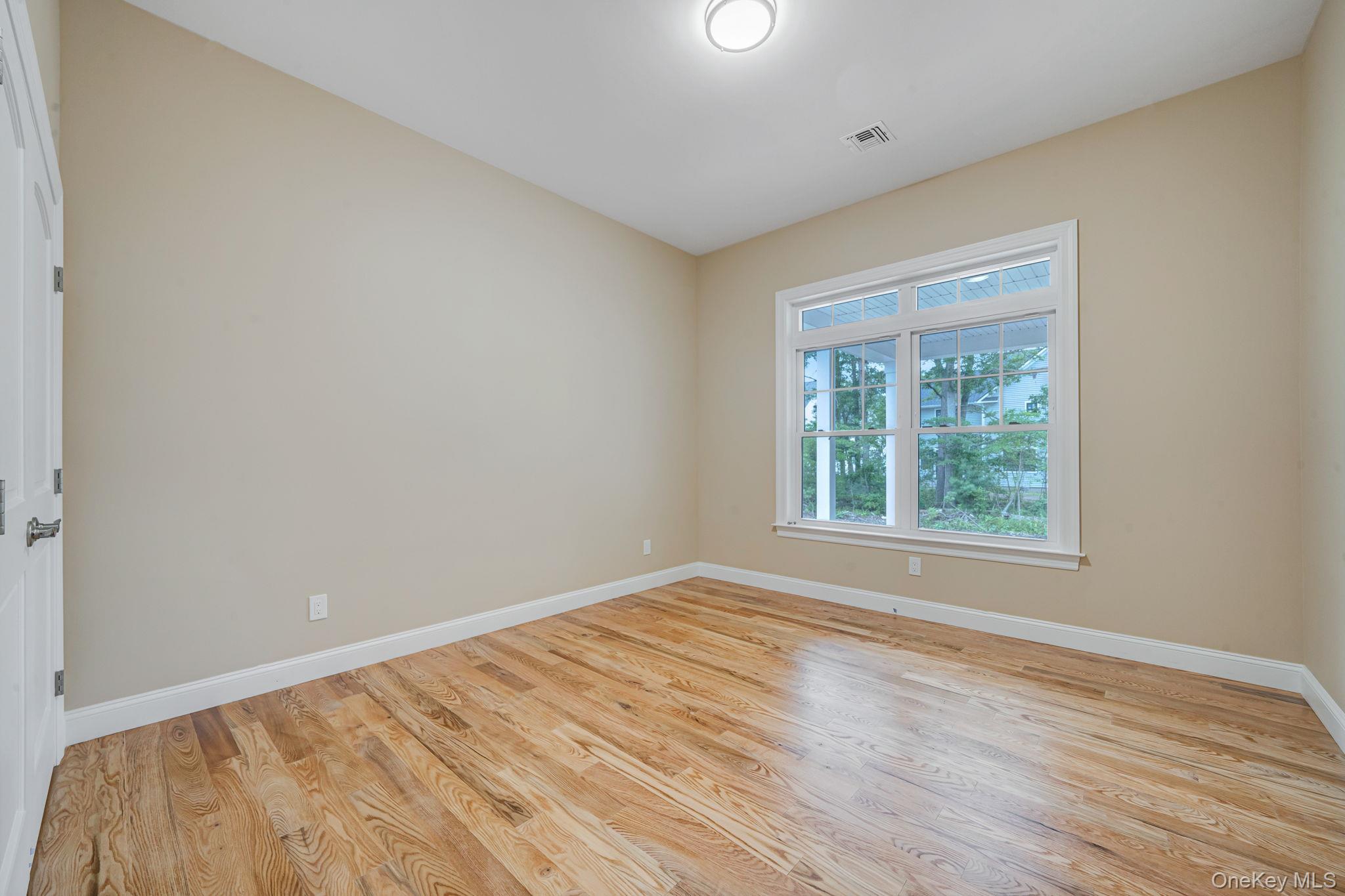 64 Blydenburgh Road Property Photo 18
