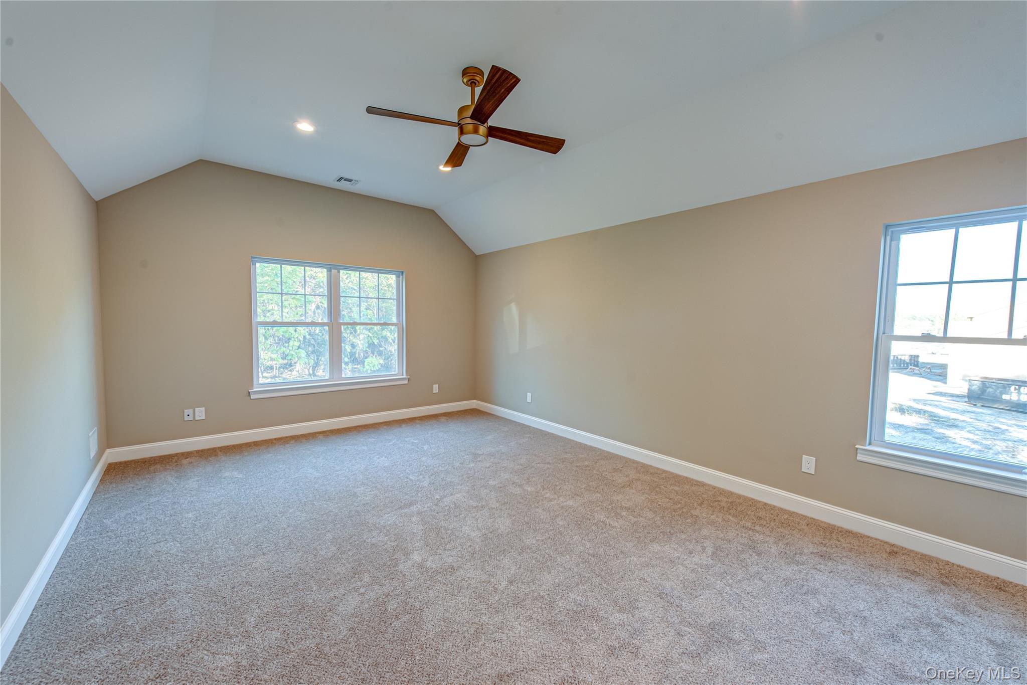 64 Blydenburgh Road Property Photo 30