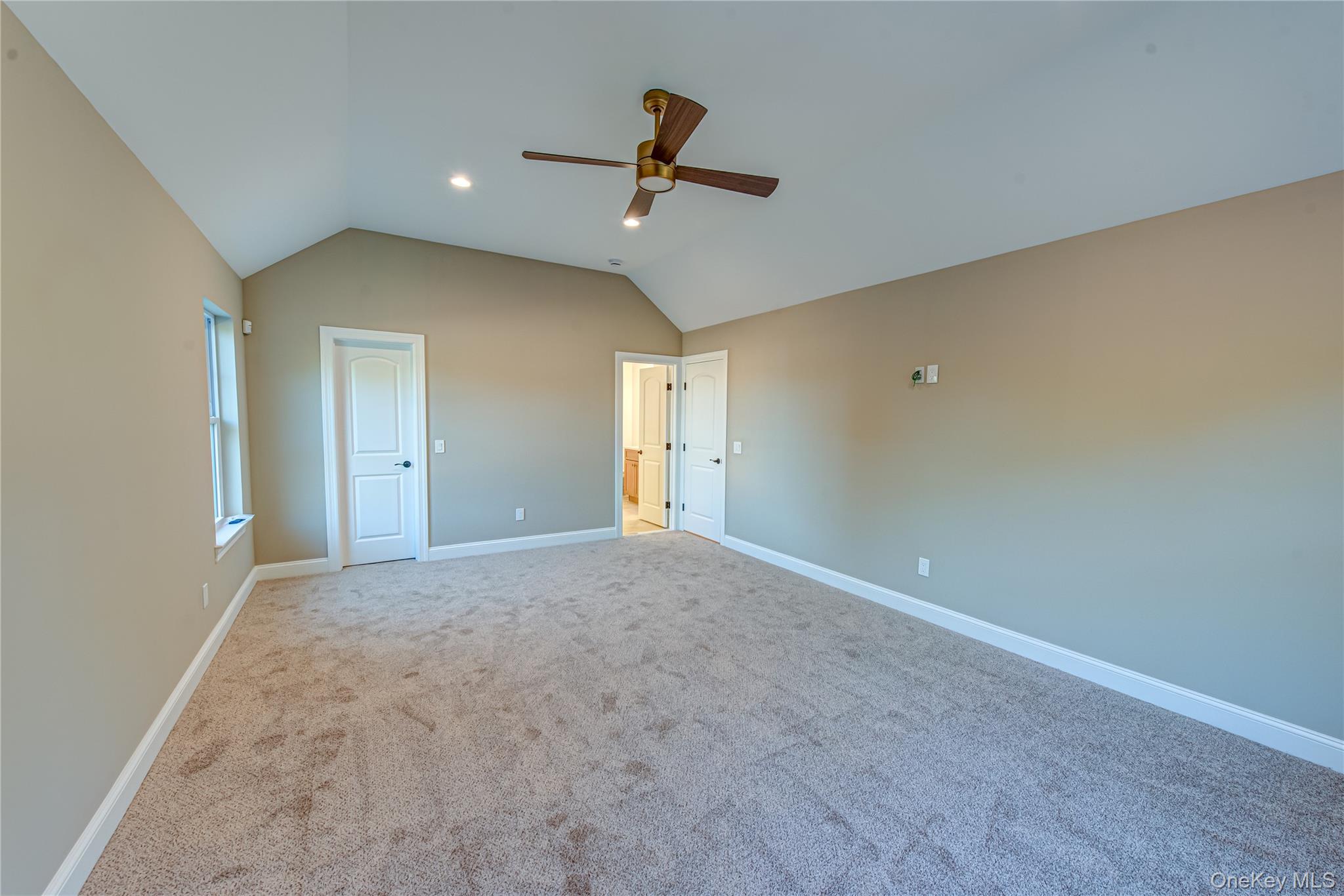 64 Blydenburgh Road Property Photo 31