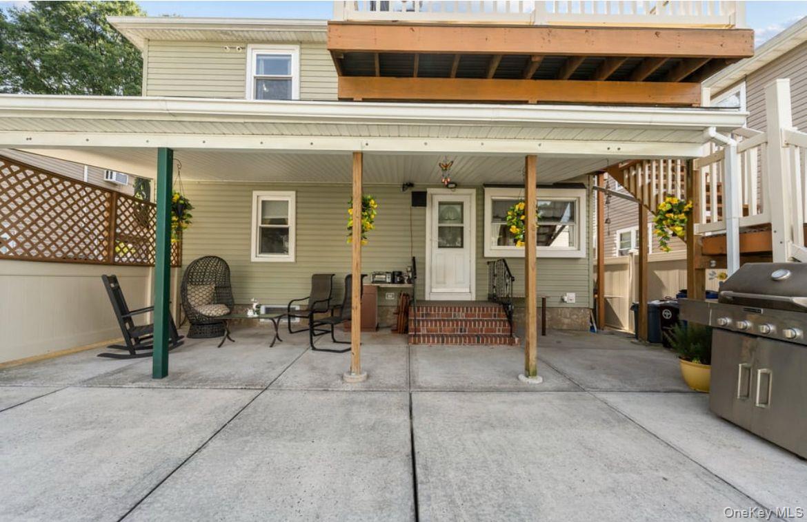 14224 250th Street Property Photo 4