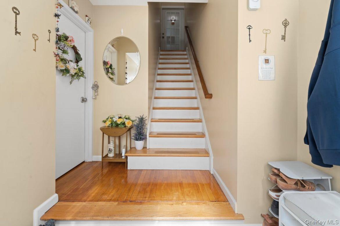 14224 250th Street Property Photo 6
