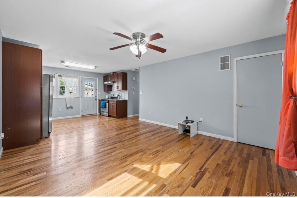 14224 250th Street Property Photo 18