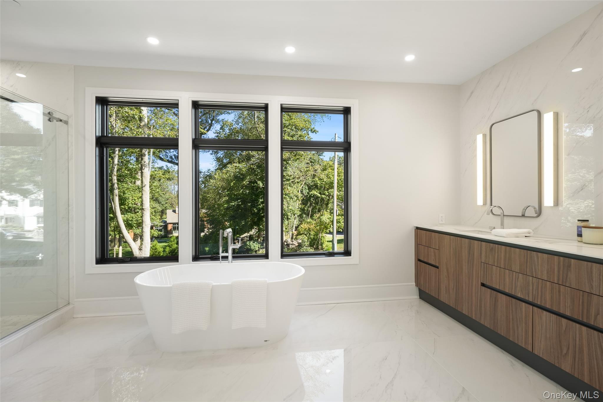 11 Boxwood Lane Property Photo 15