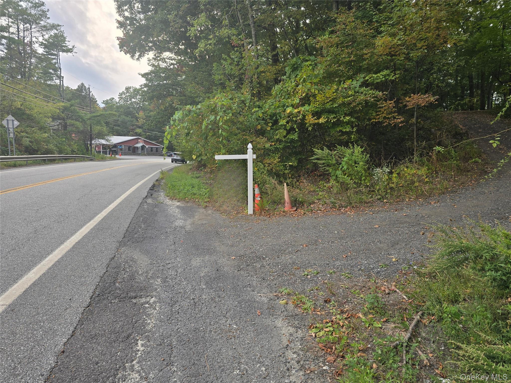 109 Us Highway 6 Property Photo 1