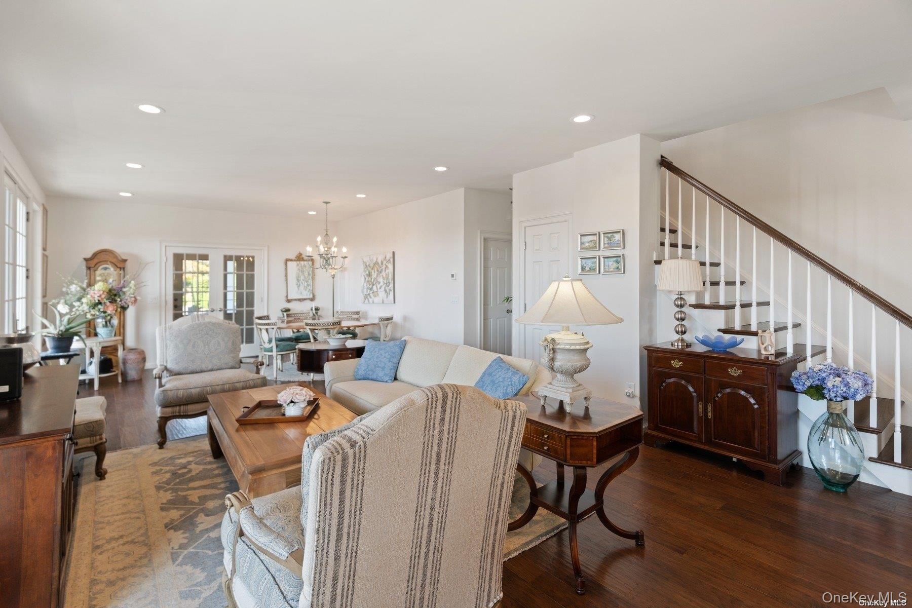 77 Library Avenue Property Photo 11