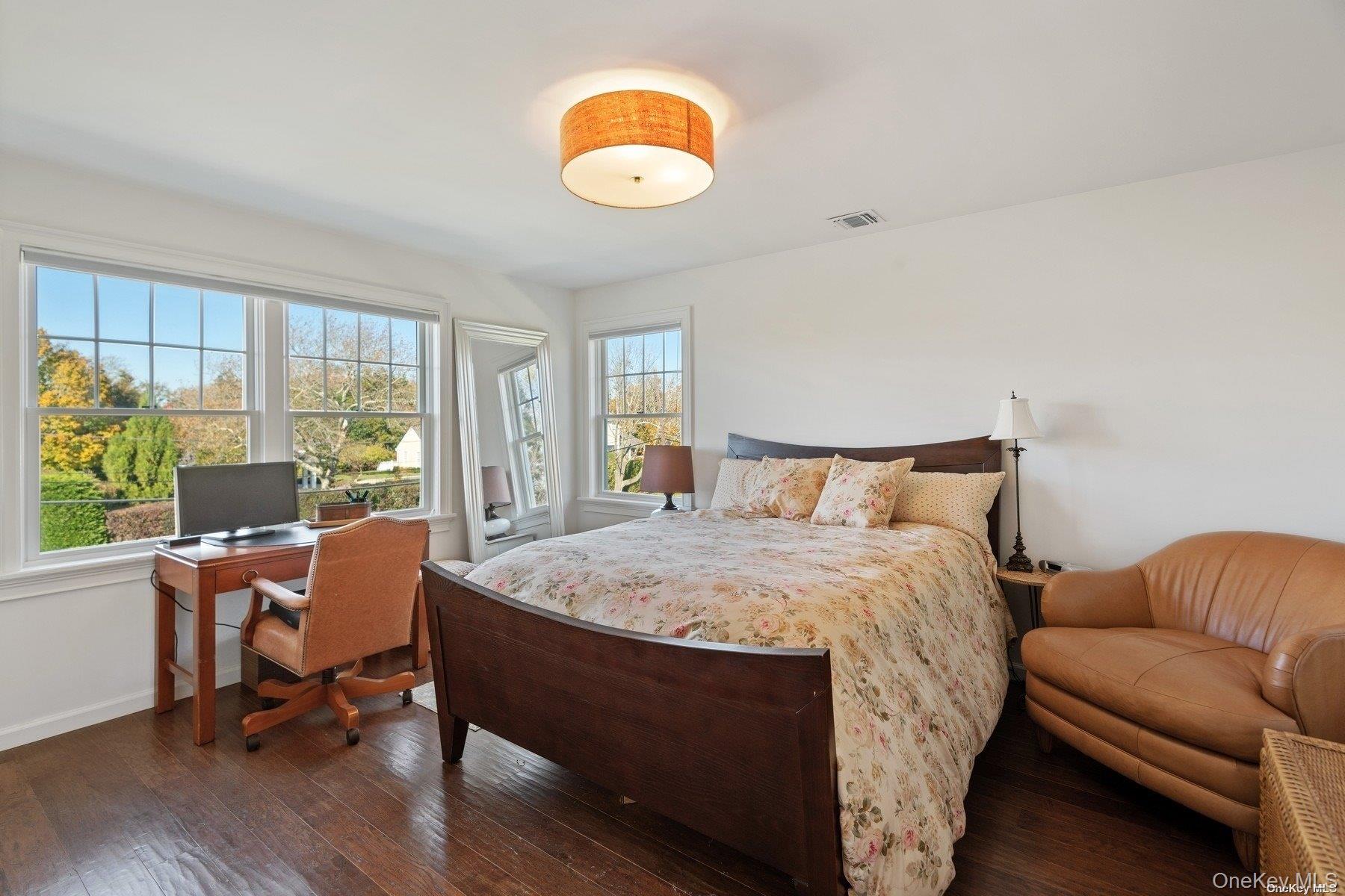 77 Library Avenue Property Photo 20