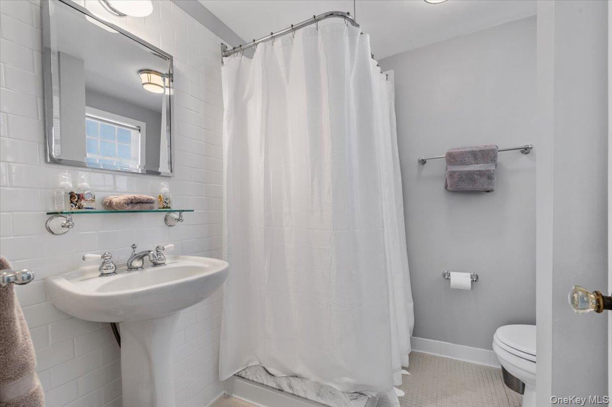 2 Strongs Lane Property Photo 29