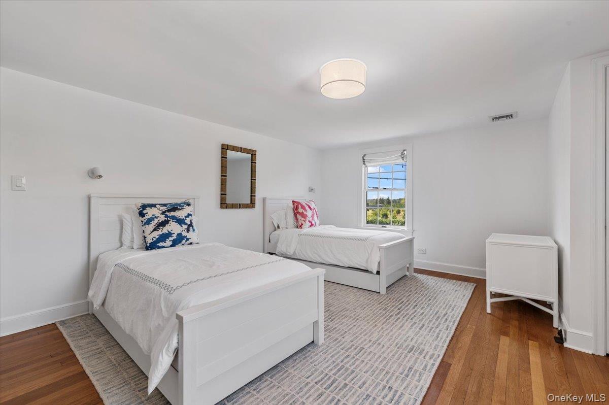 2 Strongs Lane Property Photo 37