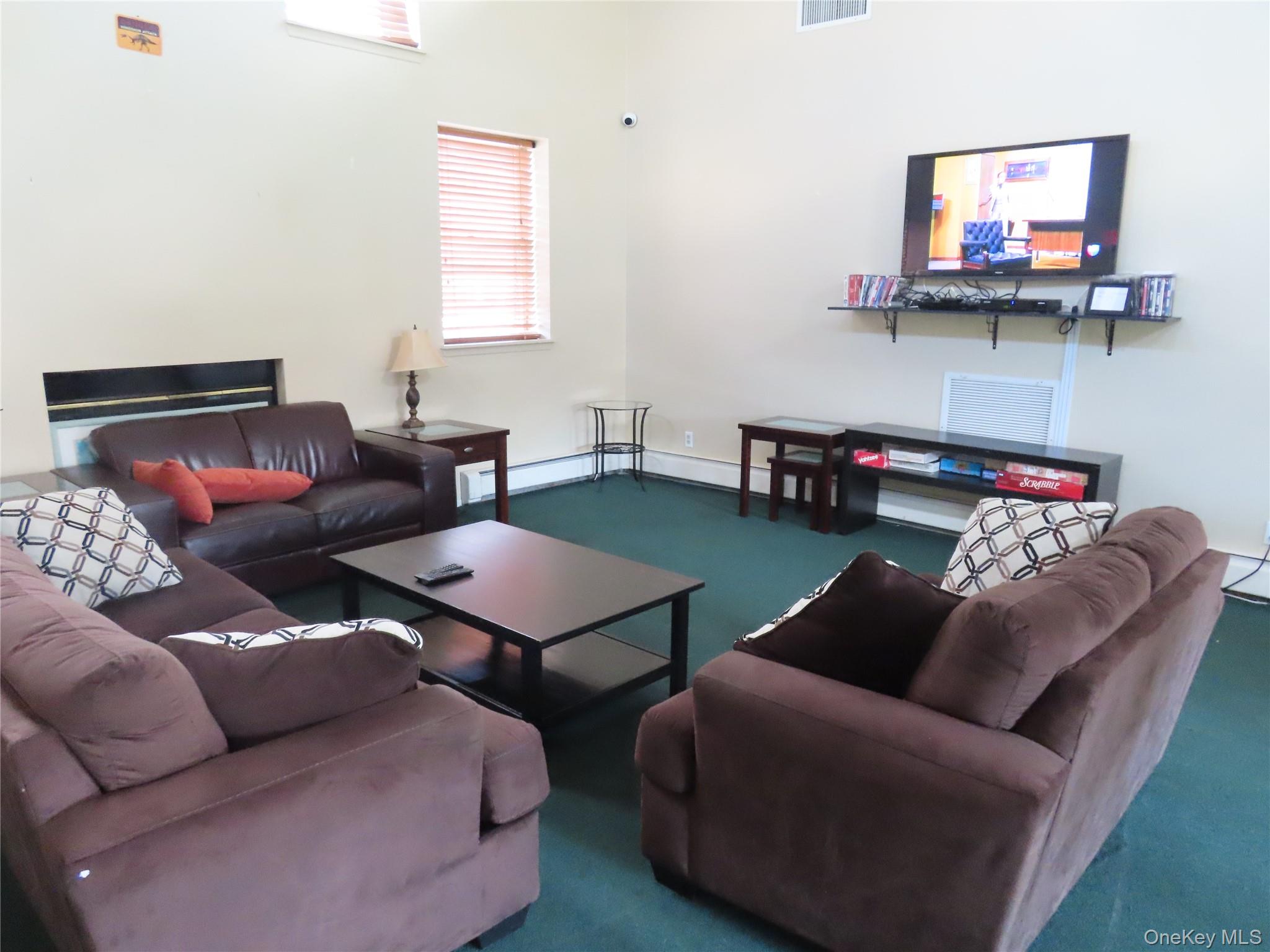 2449 (b) #16 A Union Boulevard 16a Property Photo 15