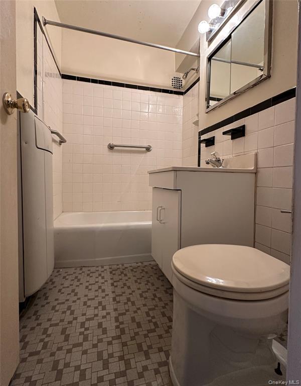 123-40 83rd Avenue 2c Property Photo 5
