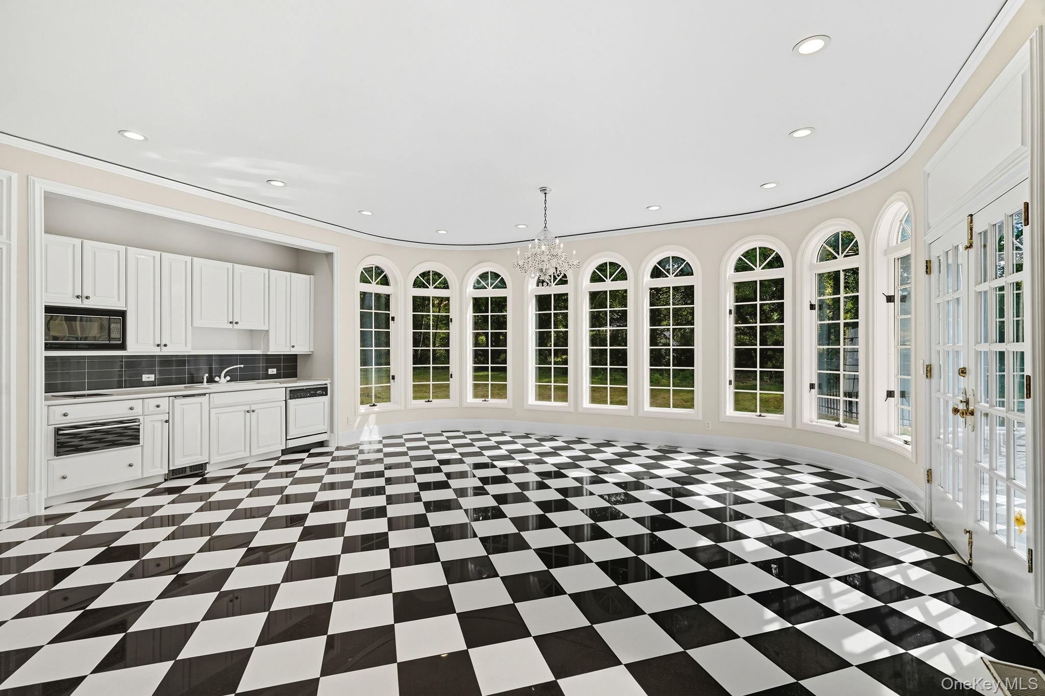 10 Cooper Road Property Photo 20