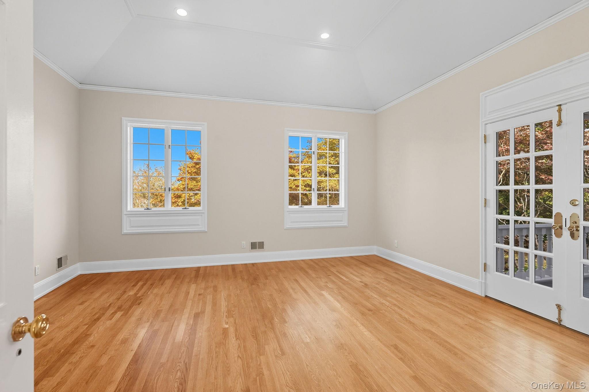 10 Cooper Road Property Photo 31