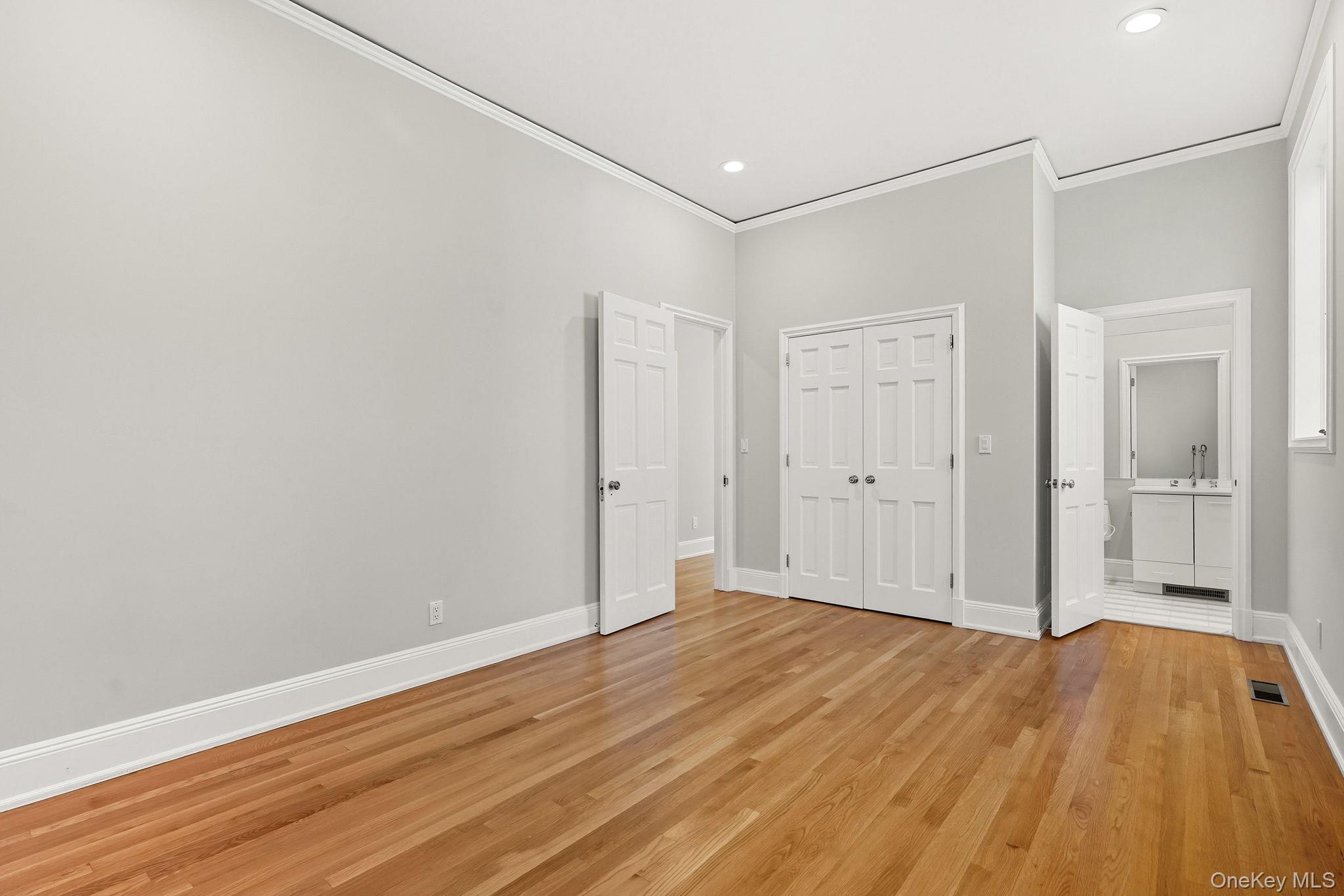 10 Cooper Road Property Photo 36