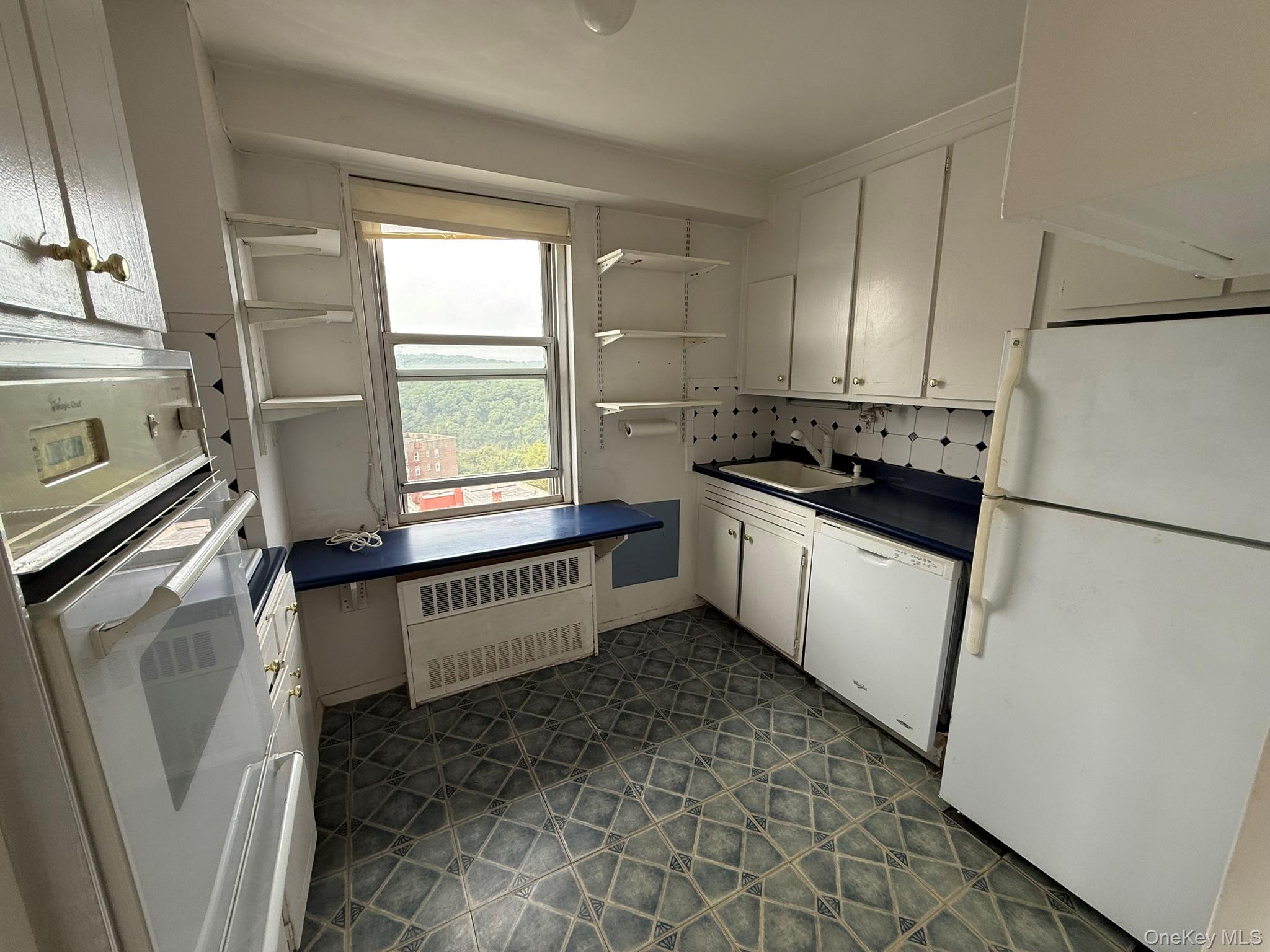 555 Kappock Street 11p Property Photo 7
